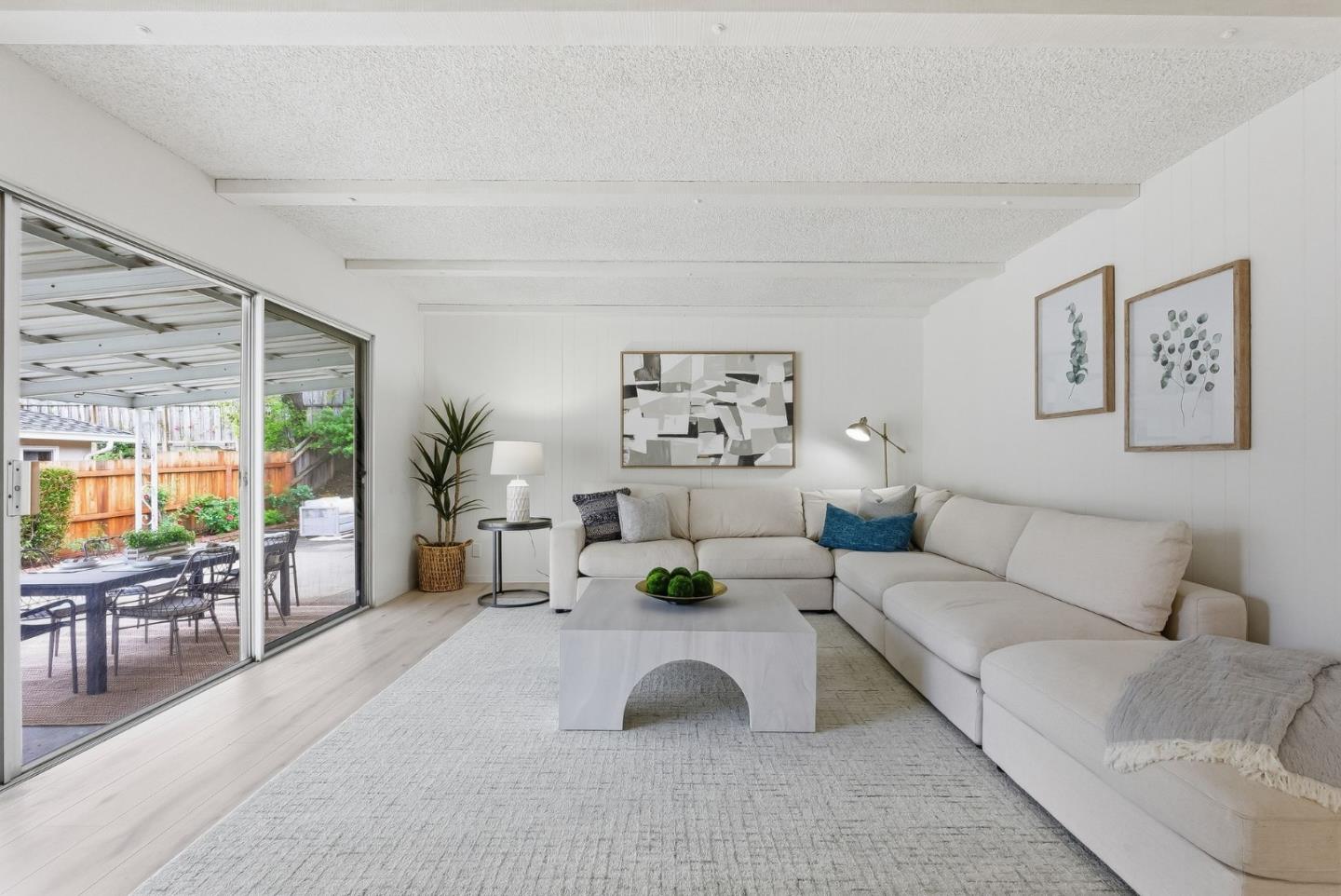 2853 Clifford Avenue