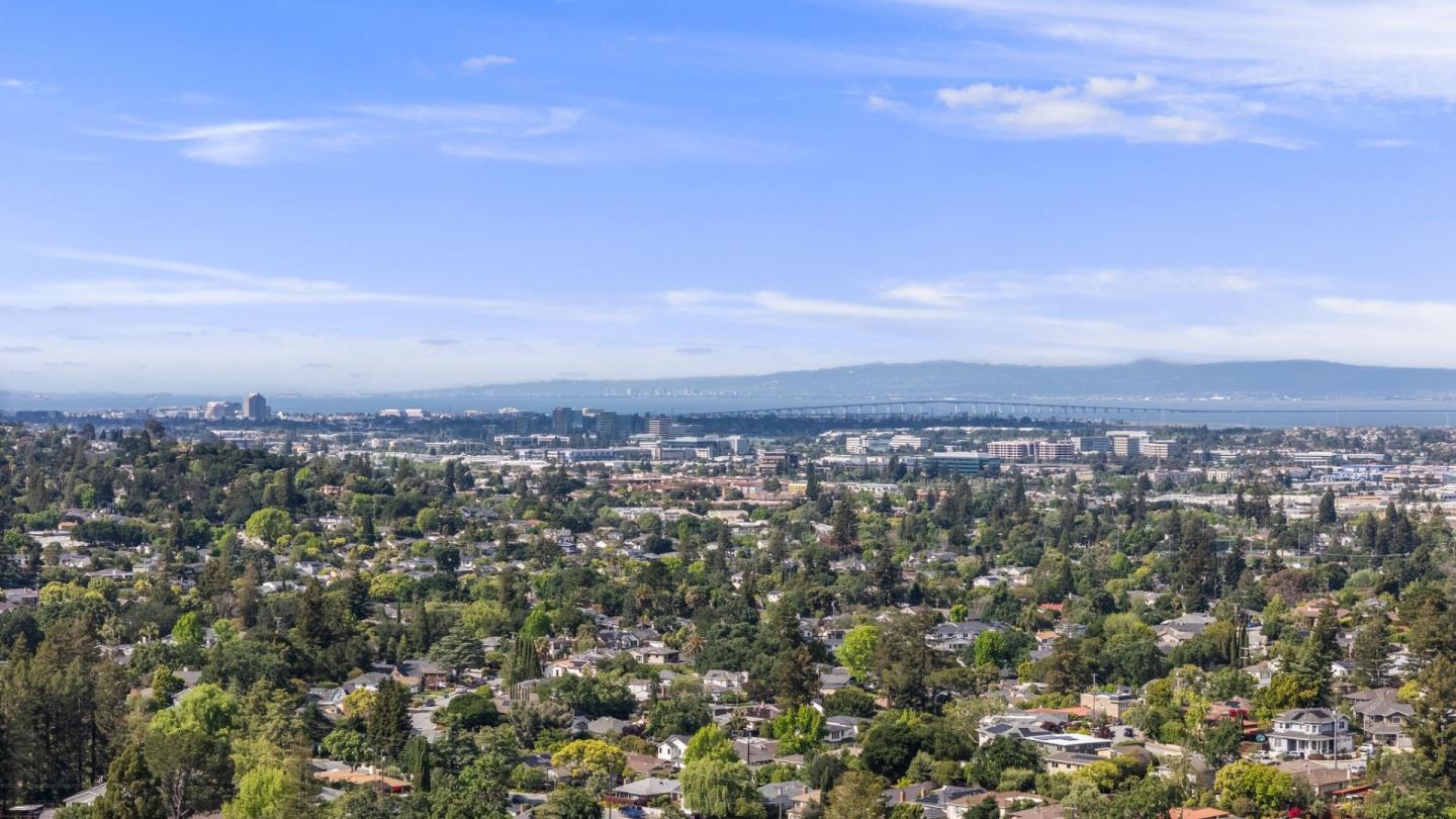 2853 Clifford Avenue