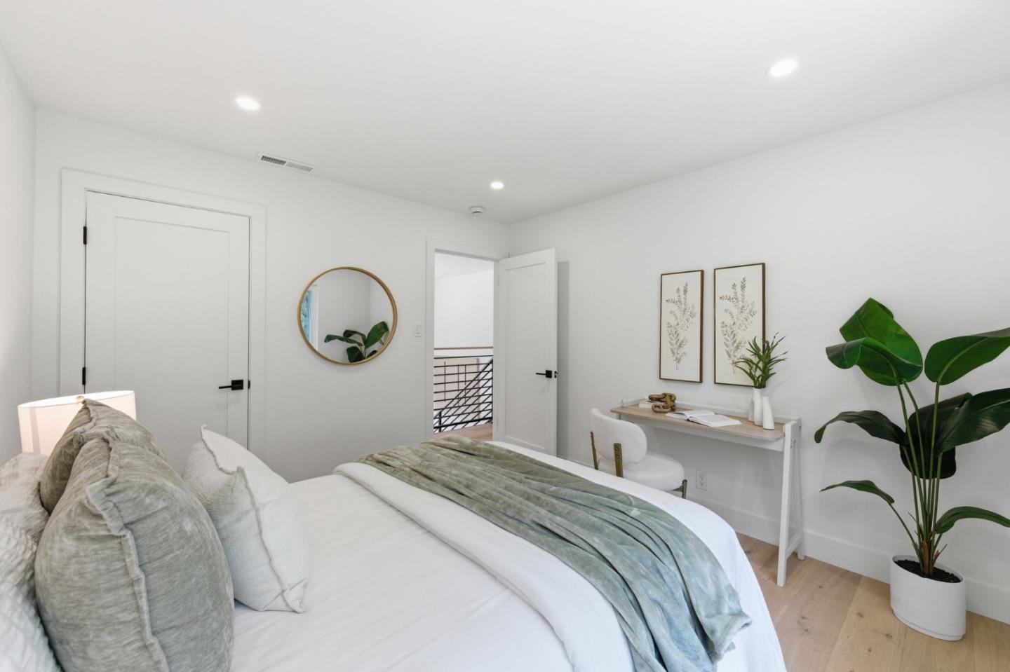1100 Greenbrier Road