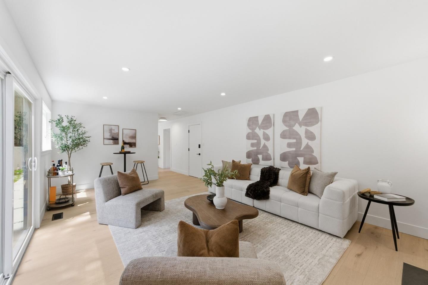 1100 Greenbrier Road