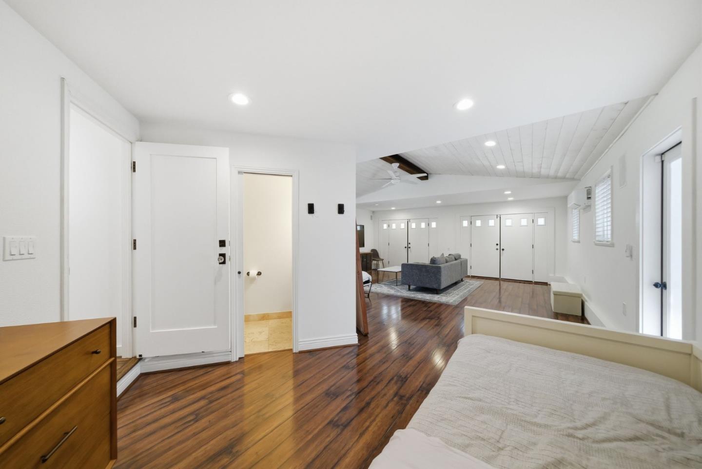 50 Oakcrest Court