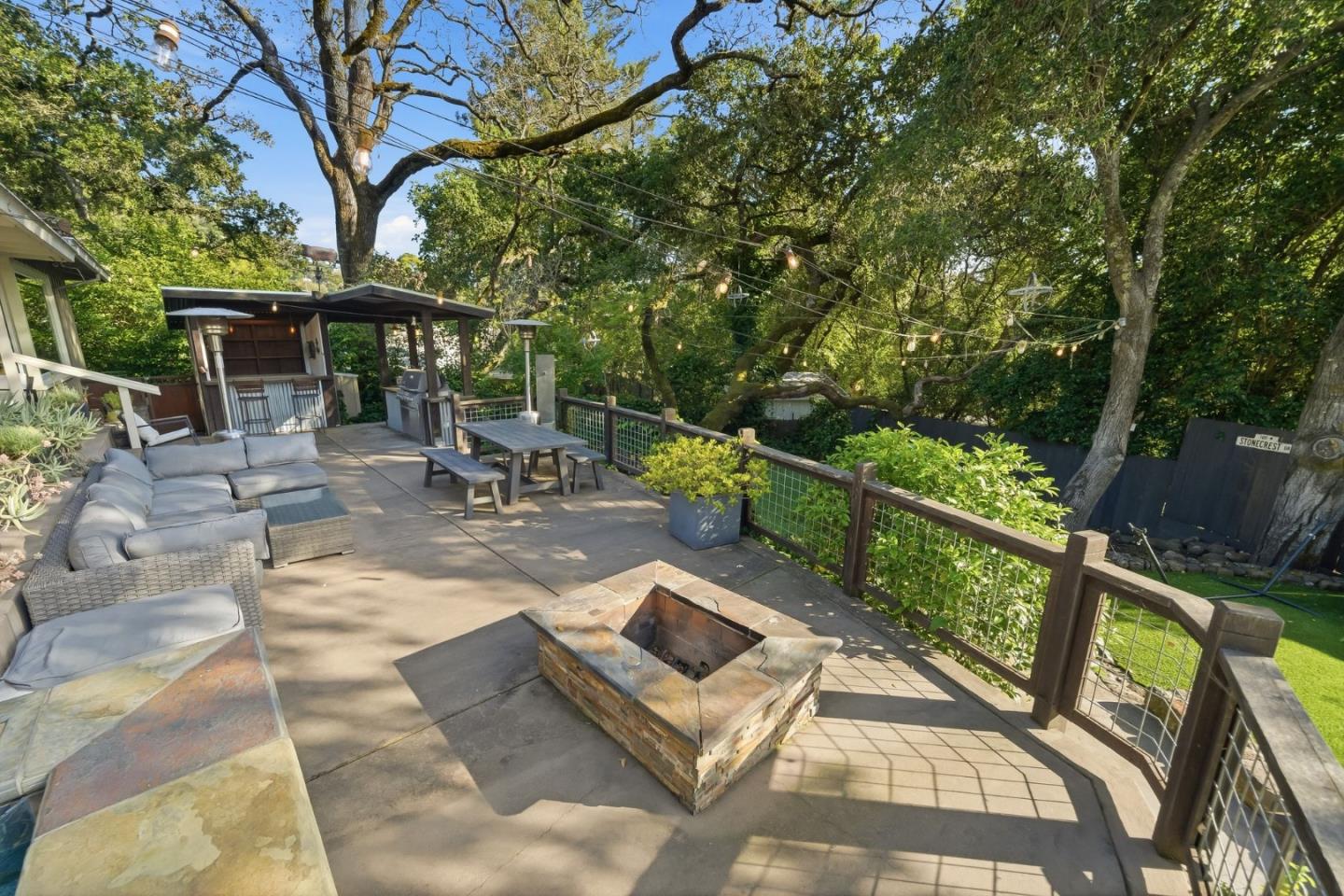 50 Oakcrest Court