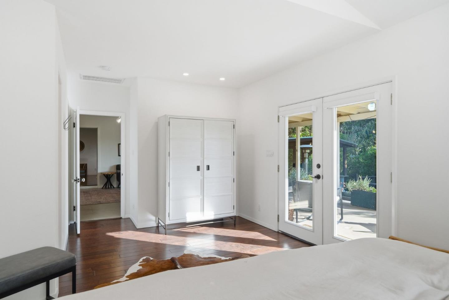 50 Oakcrest Court