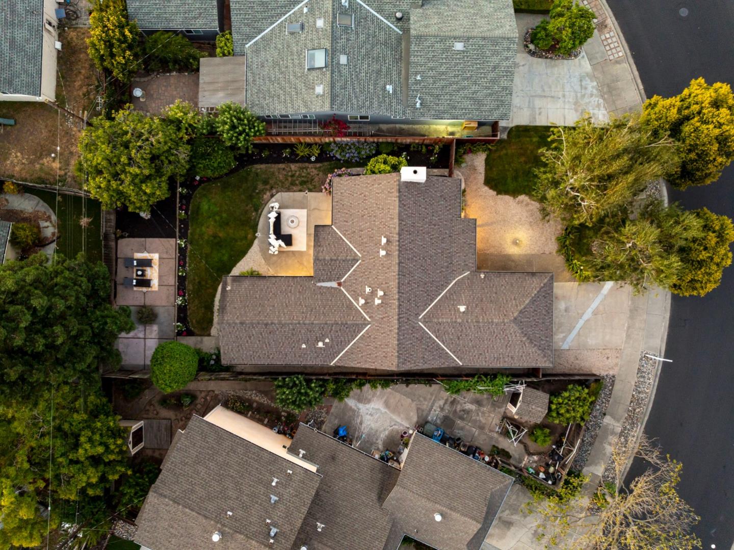 404 Oxford WAY