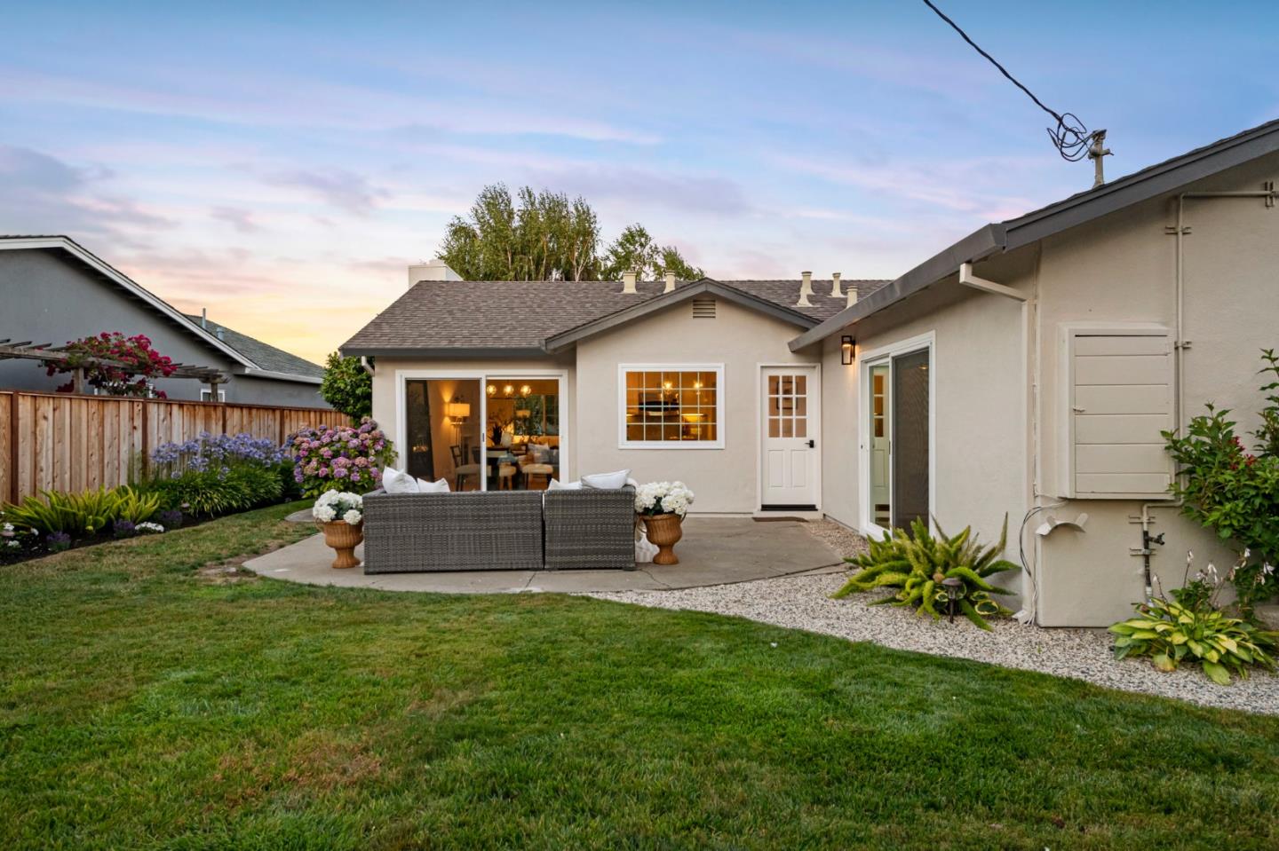 404 Oxford WAY