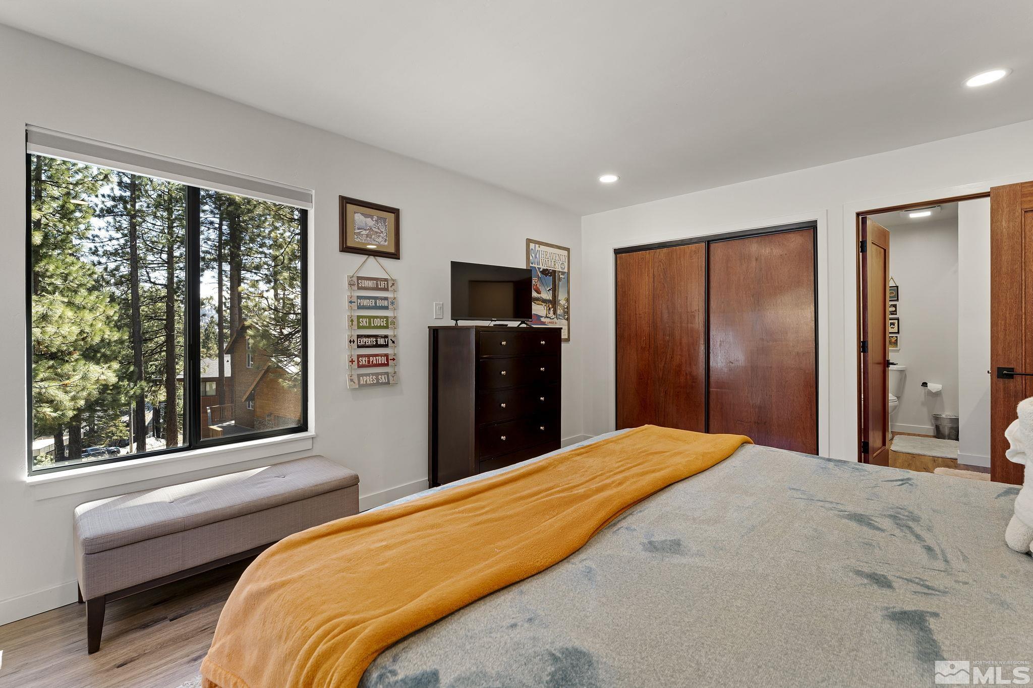 264 Sherwood Court
