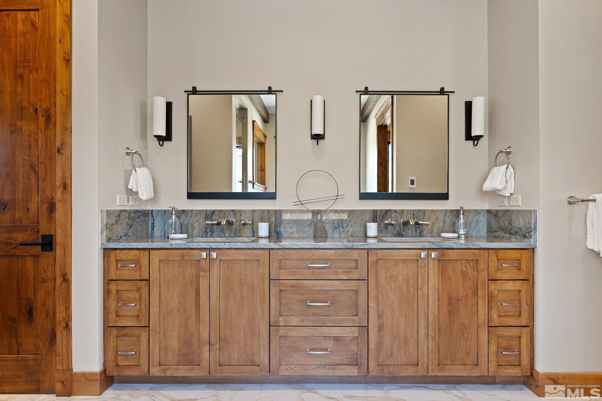 2940 Promontory Place