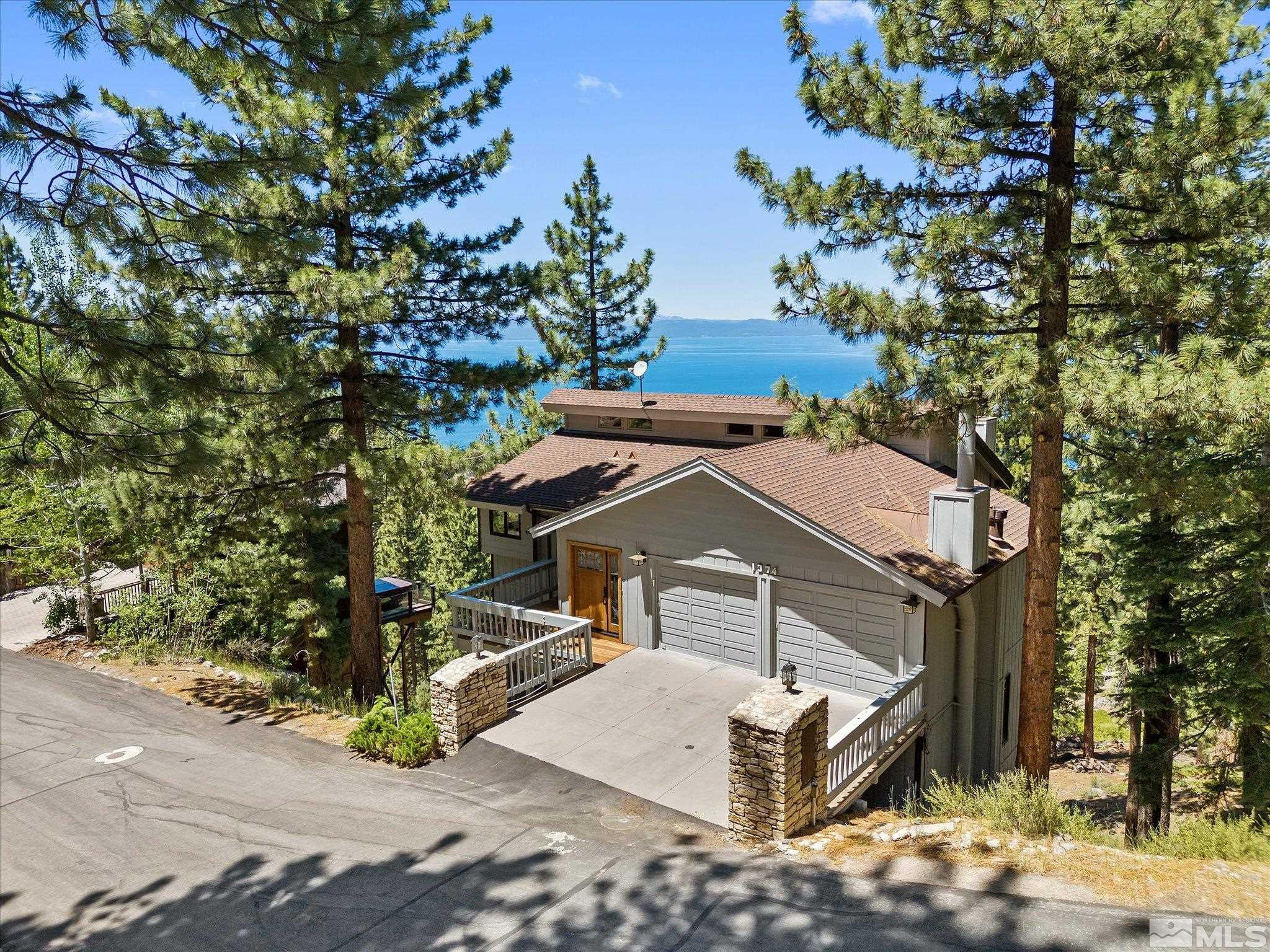 1374 Winding Way