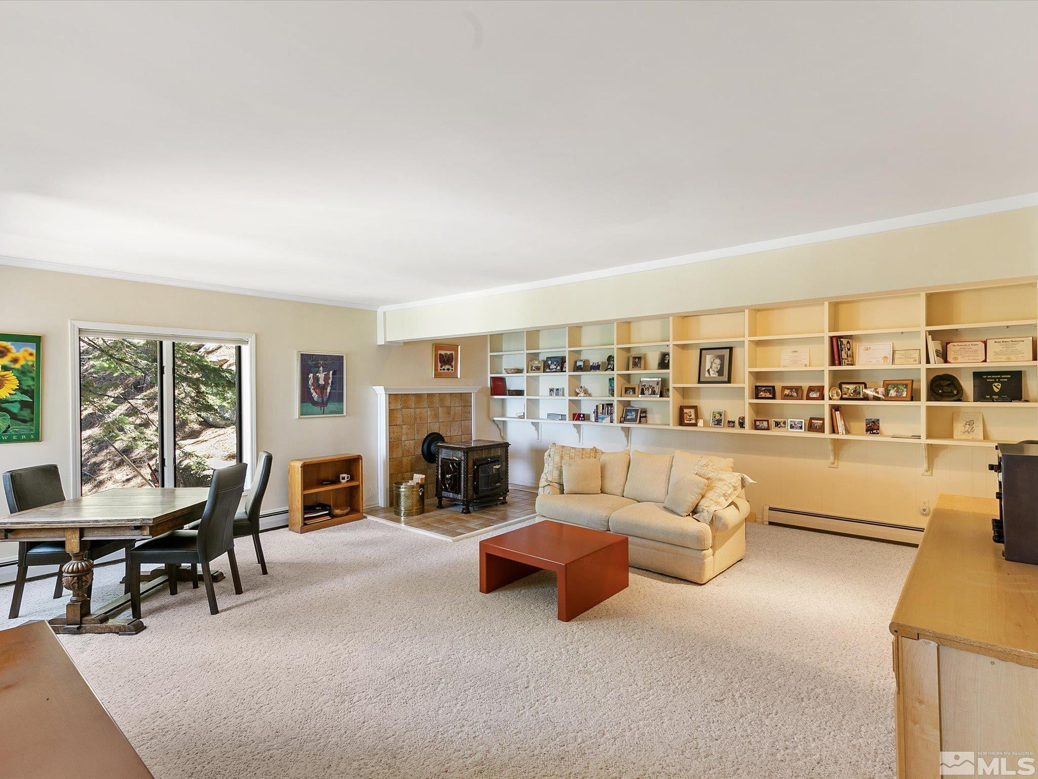 1374 Winding Way