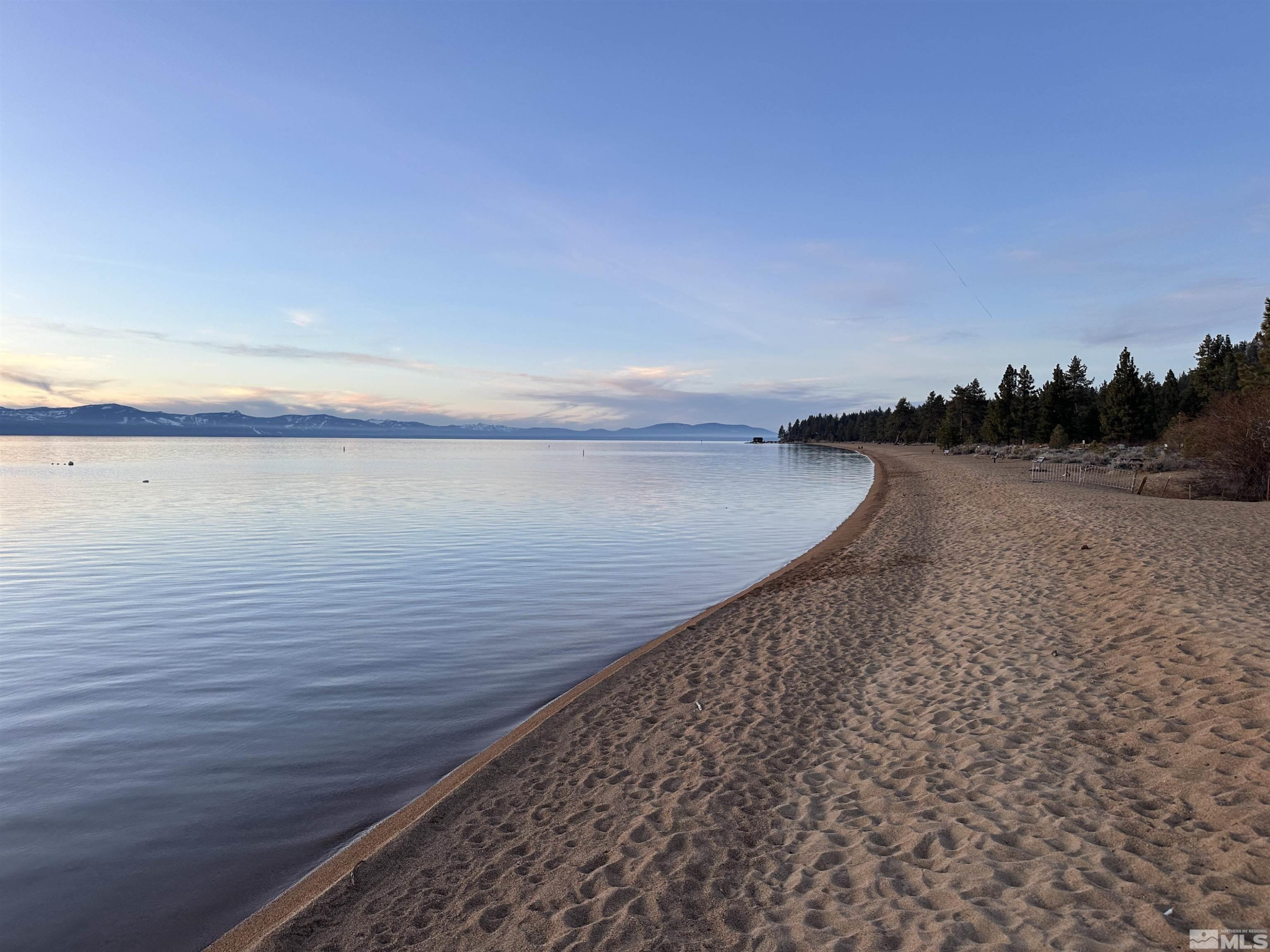 621 Lakeview Drive Unit: 5