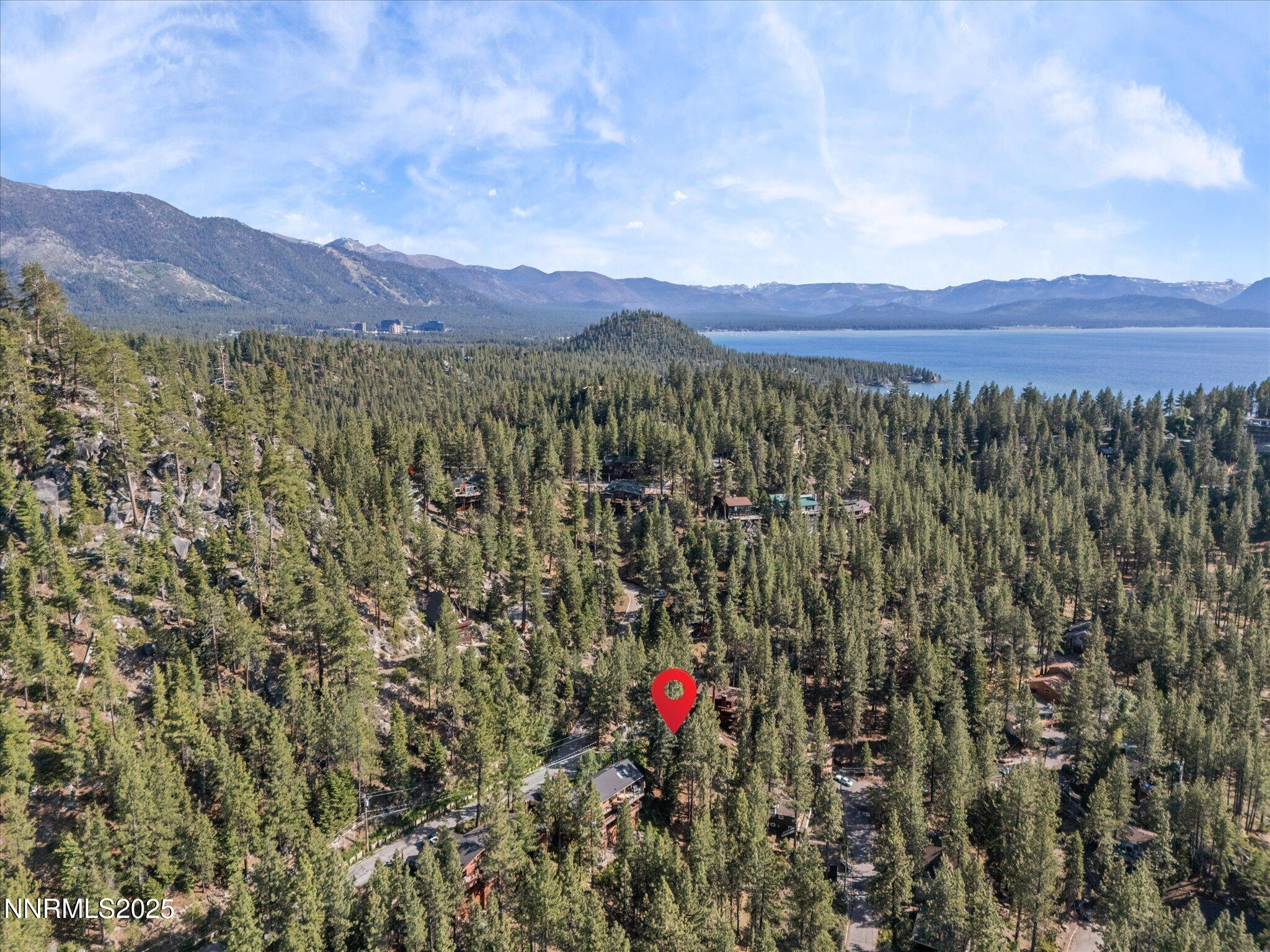 699 Lakeview Drive