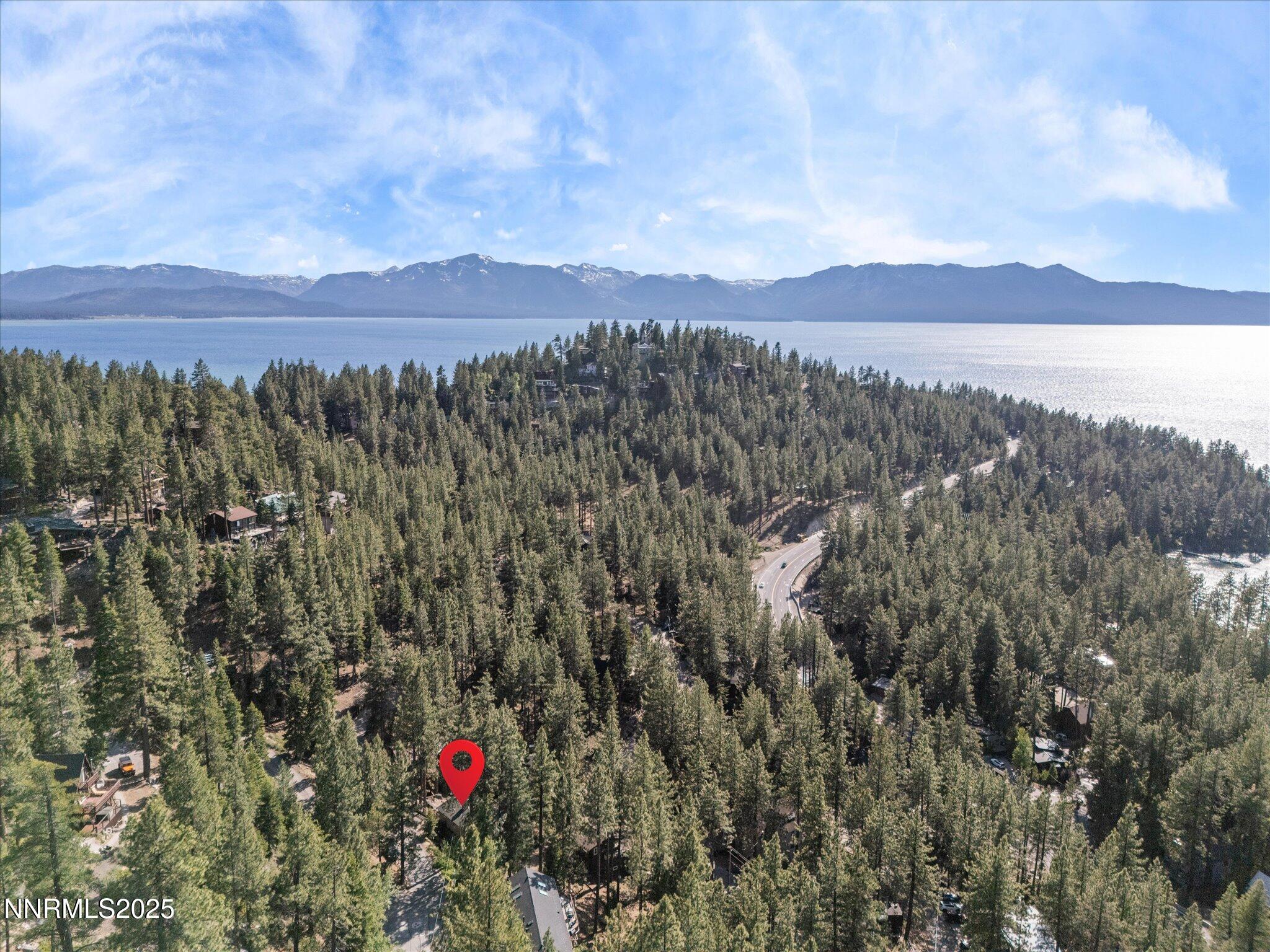 699 Lakeview Drive