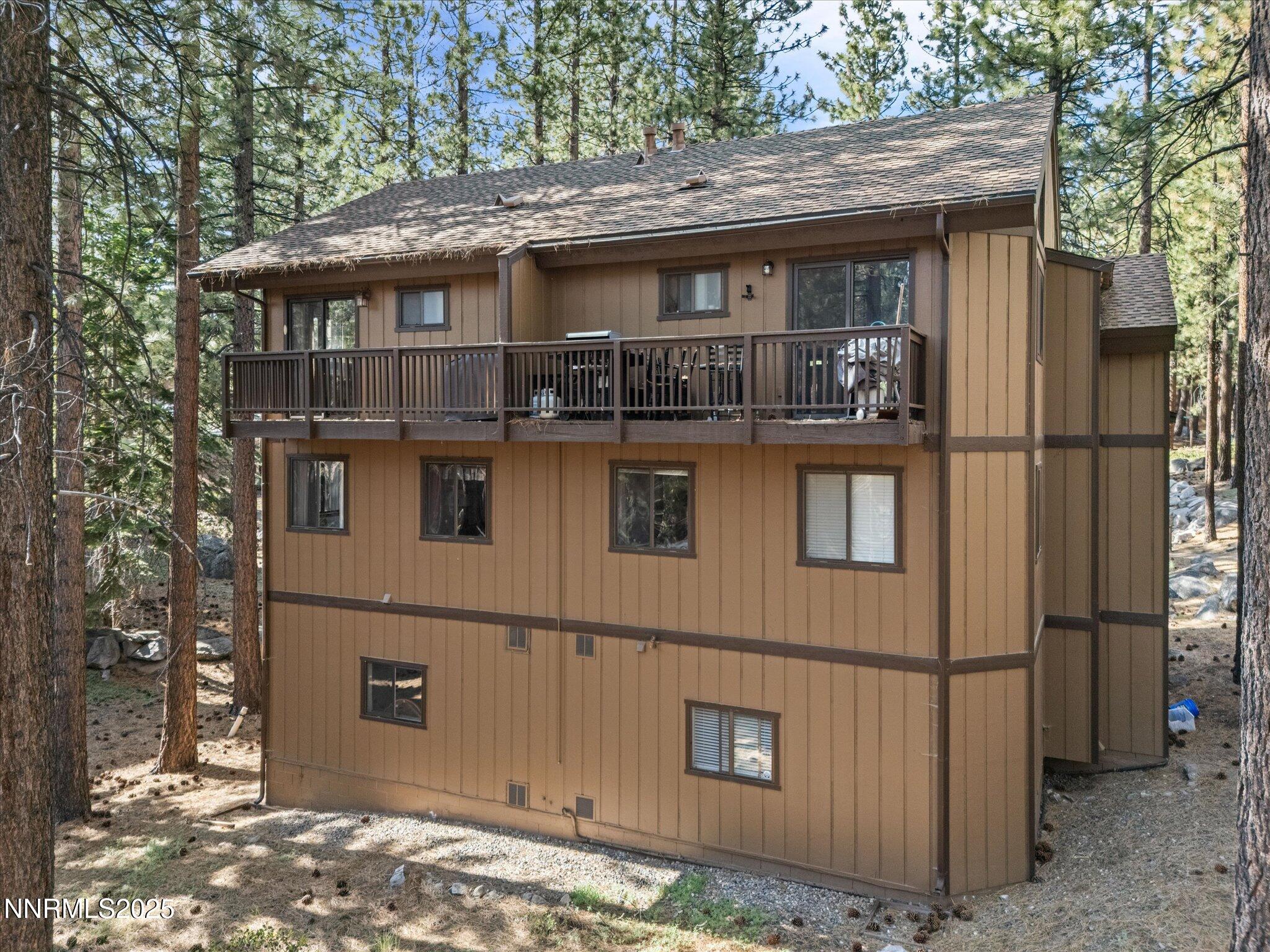 178 Tahoma Circle, B