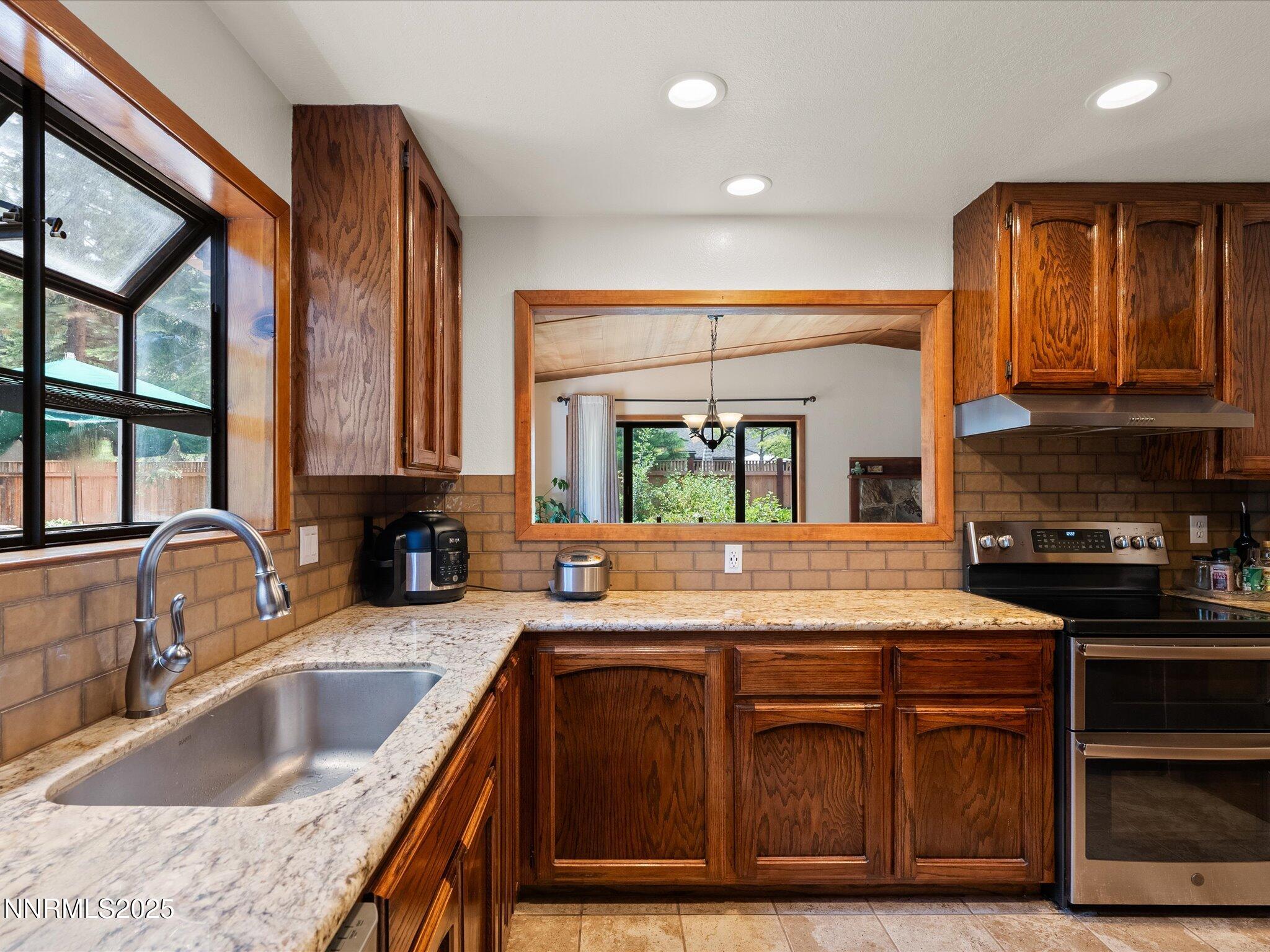 139 Rosewood Circle