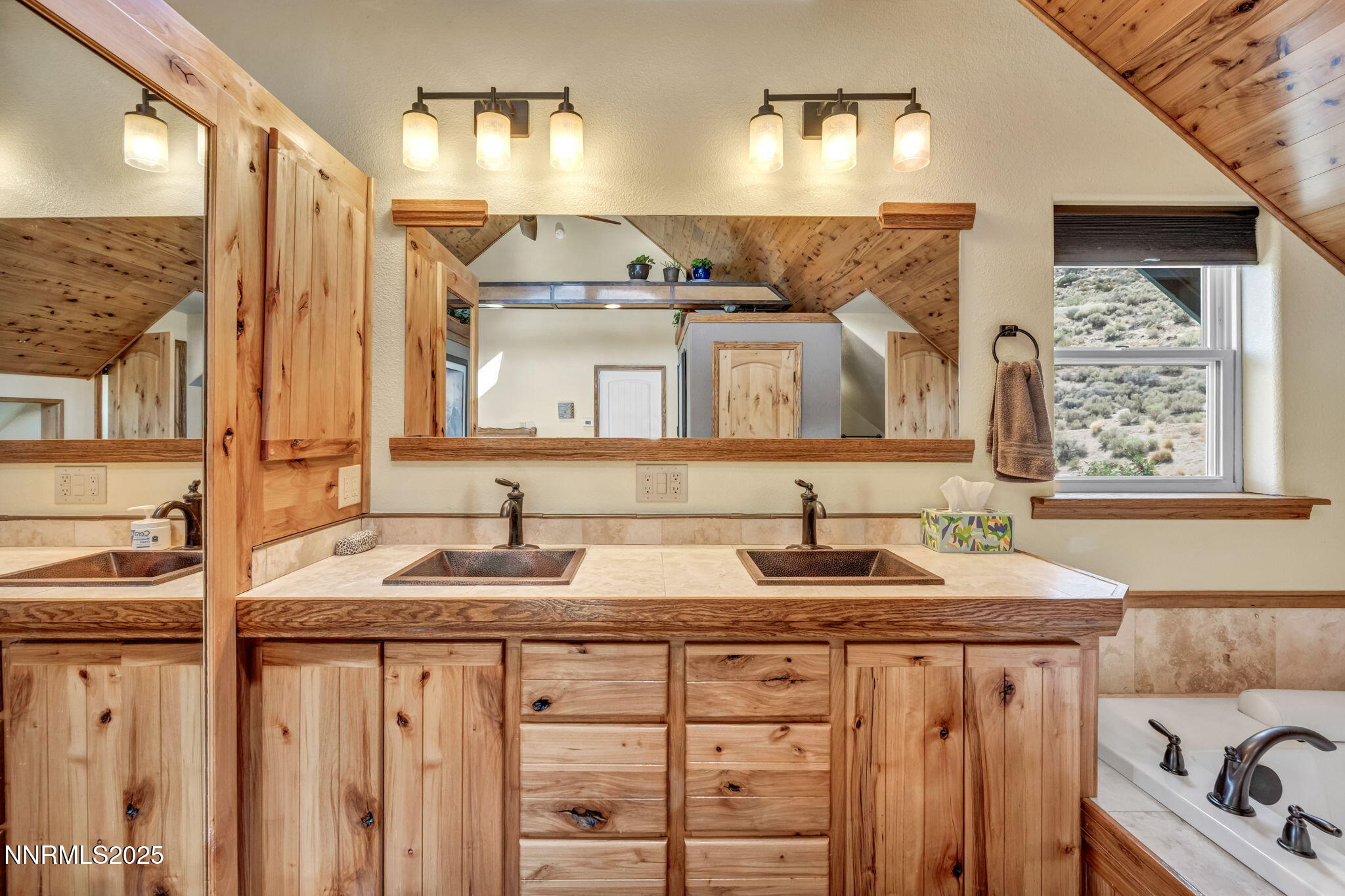 111 Upper Colony Road