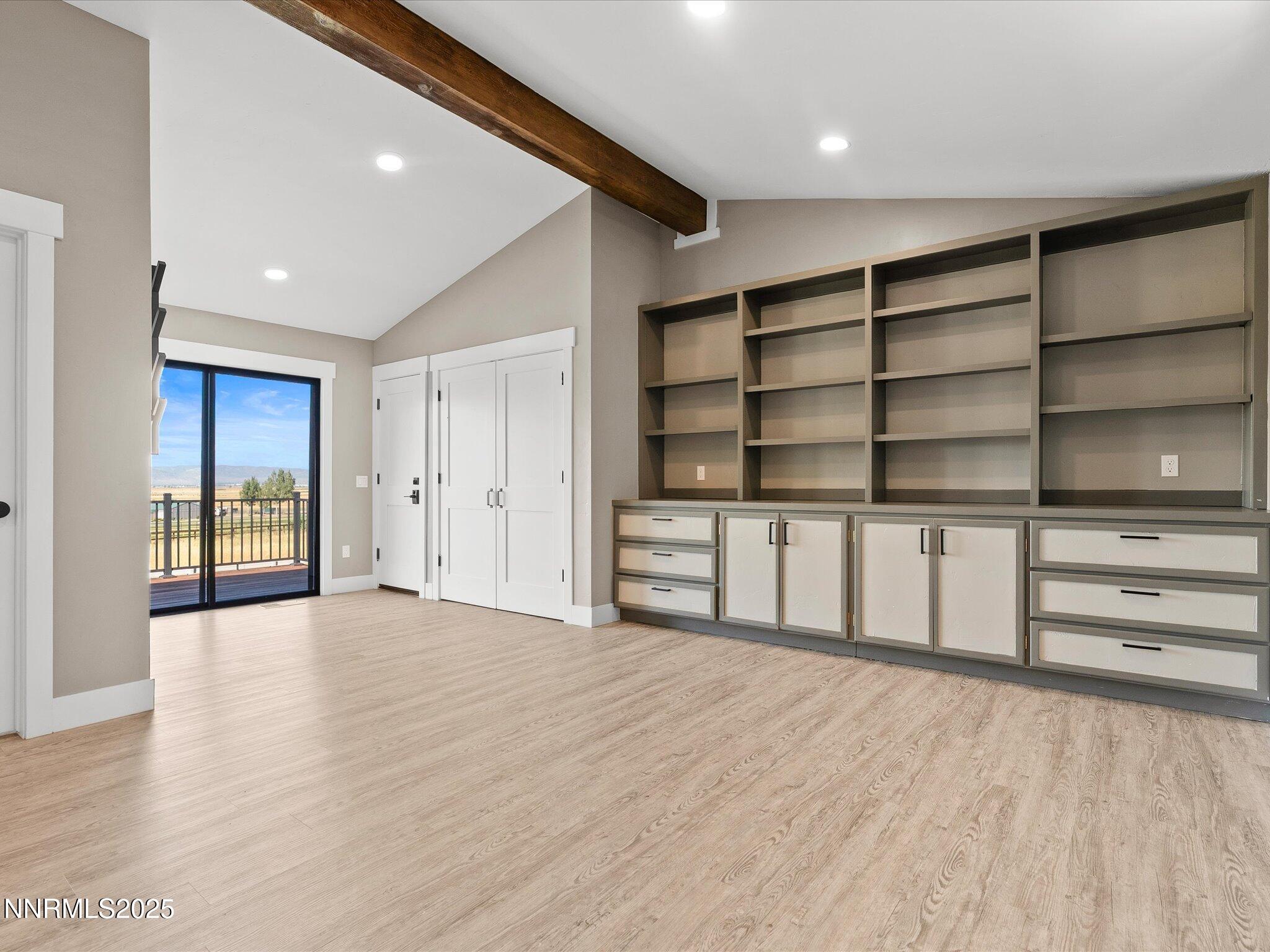 228 Beverly Way