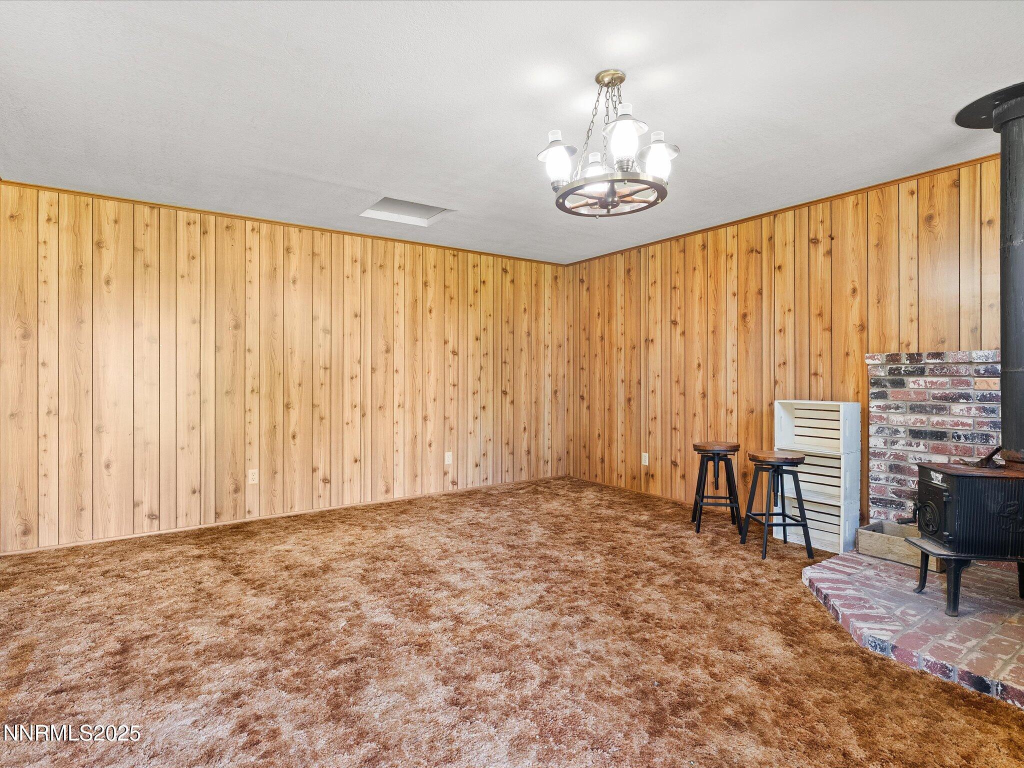 228 Beverly Way