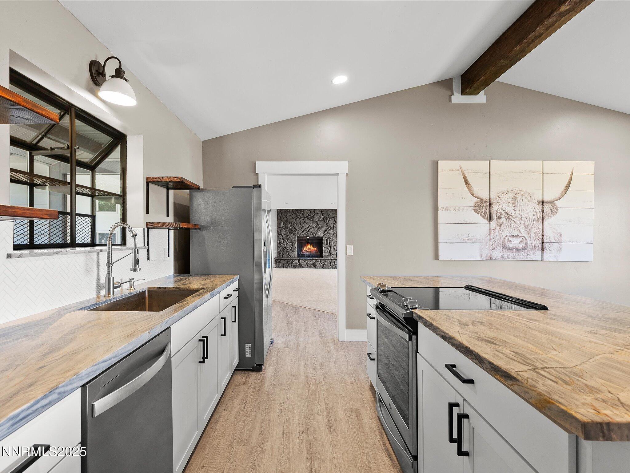 228 Beverly Way
