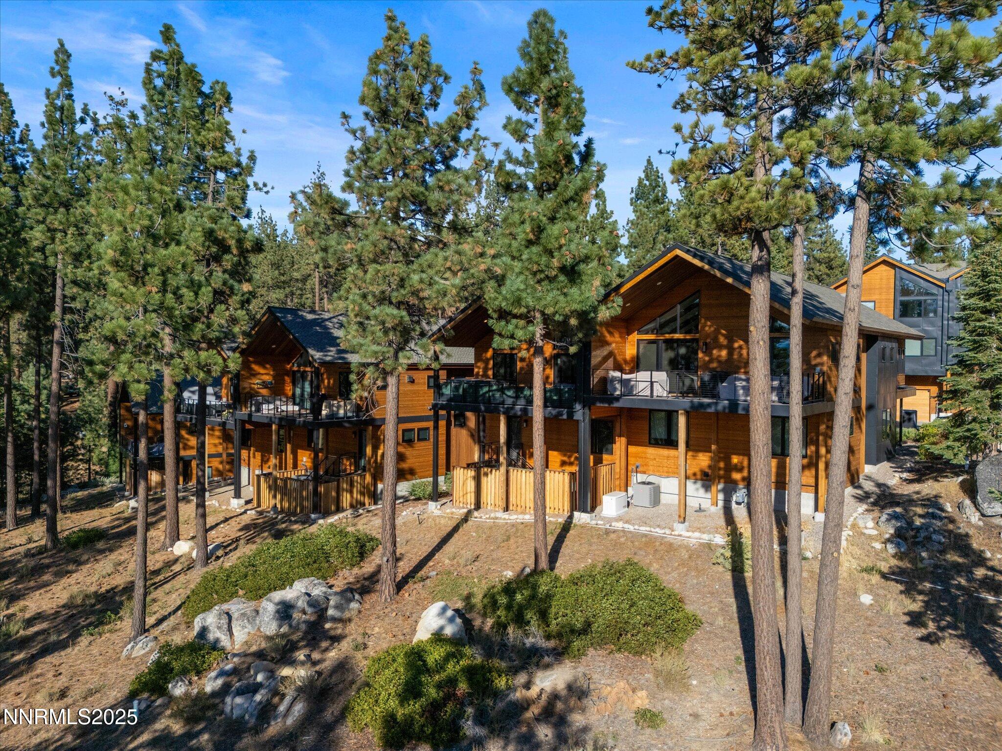109 Sierra Colina Drive, 109