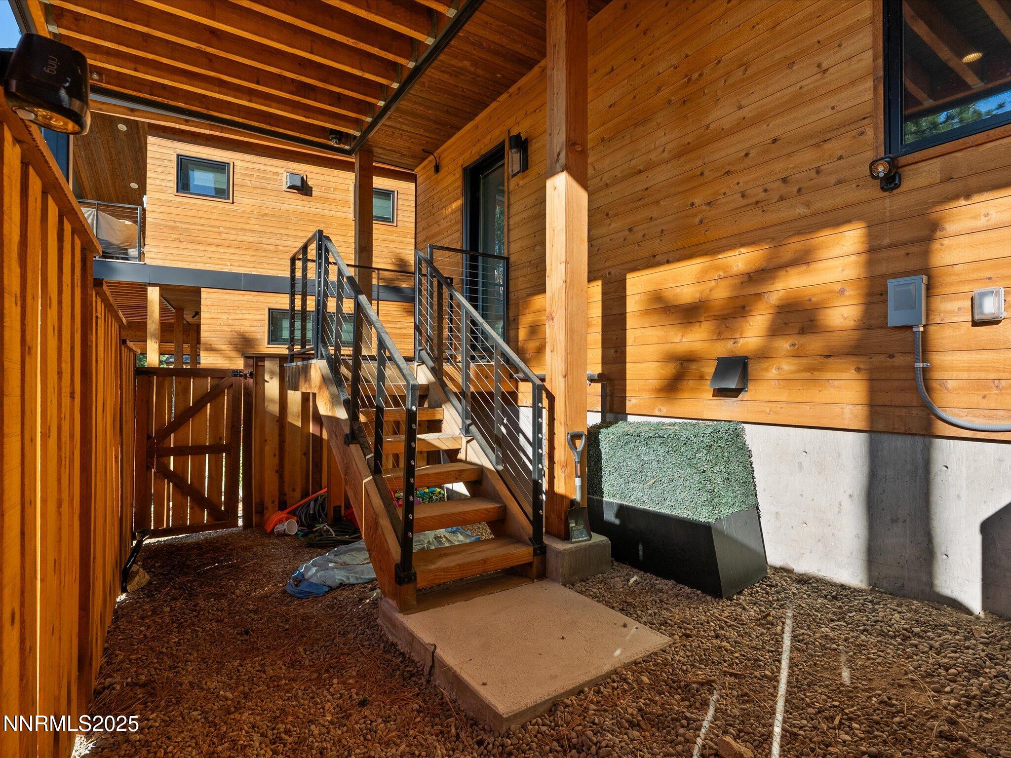 109 Sierra Colina Drive, 109