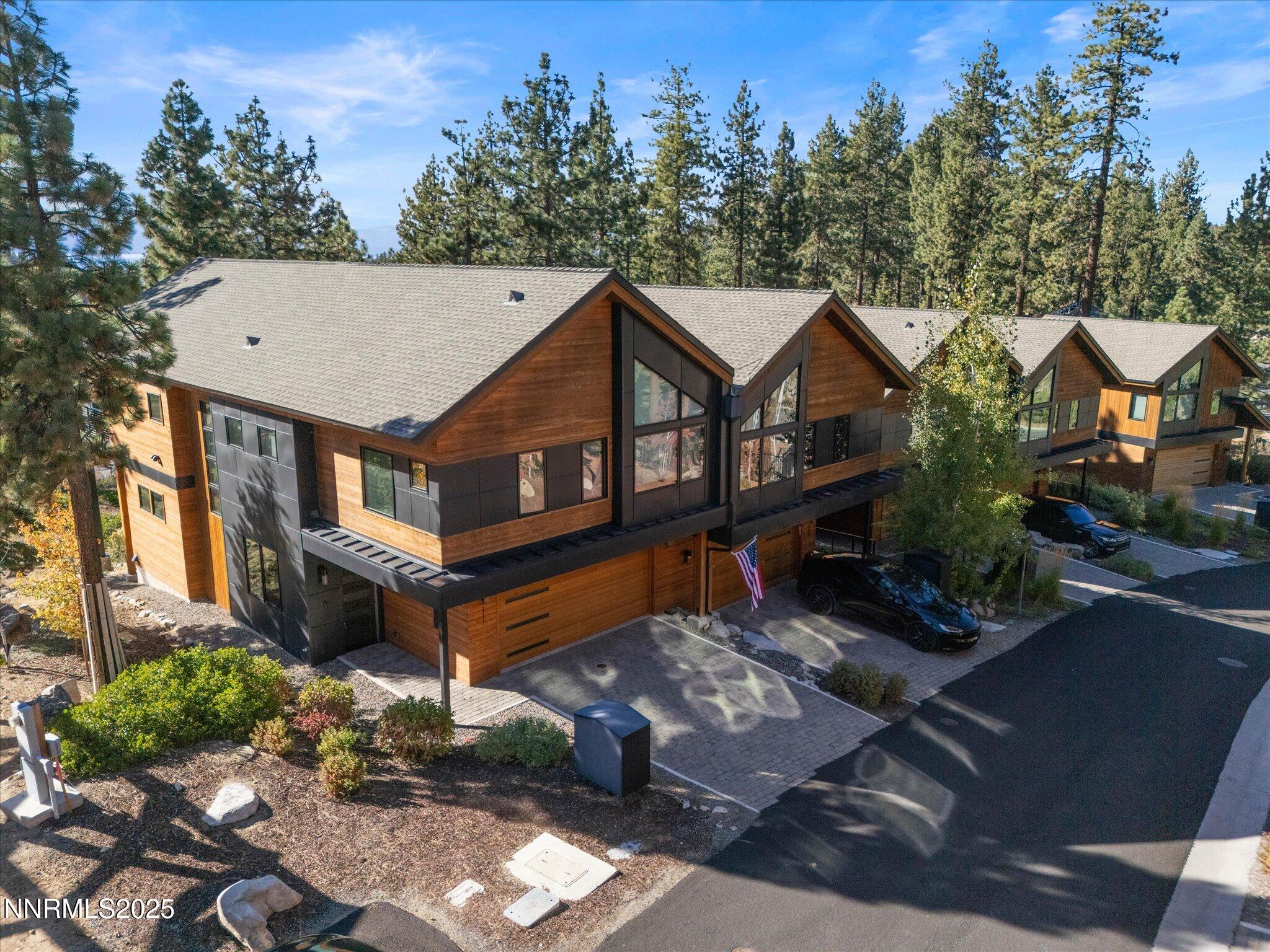 109 Sierra Colina Drive, 109