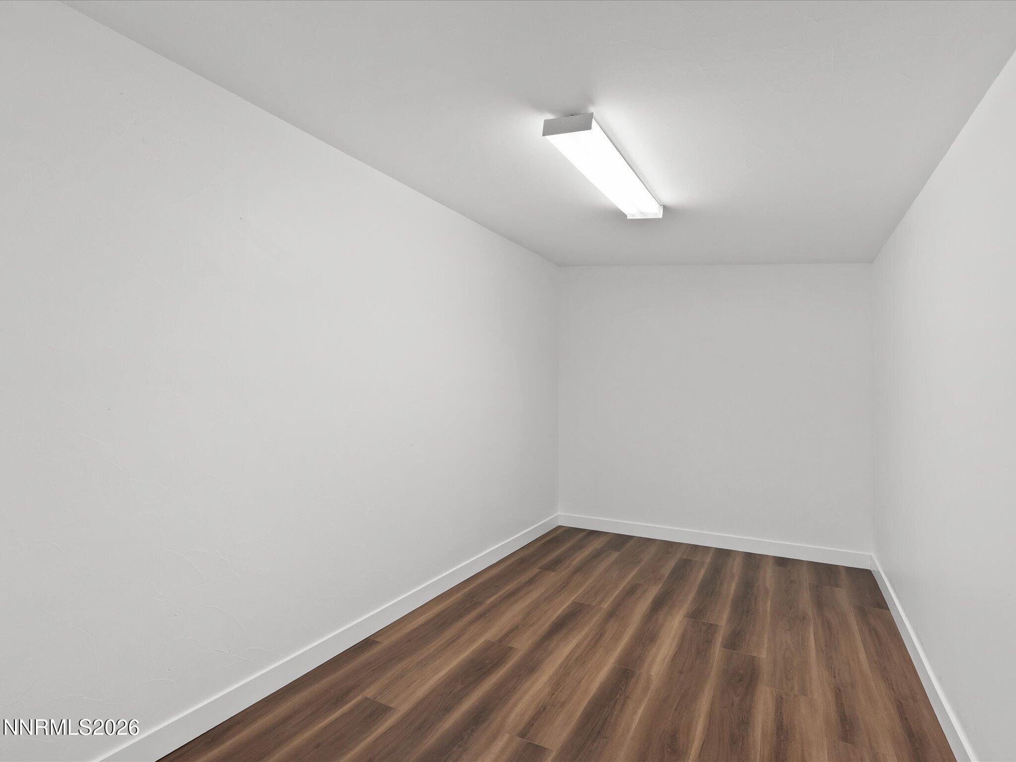 232 NE Beverly Way