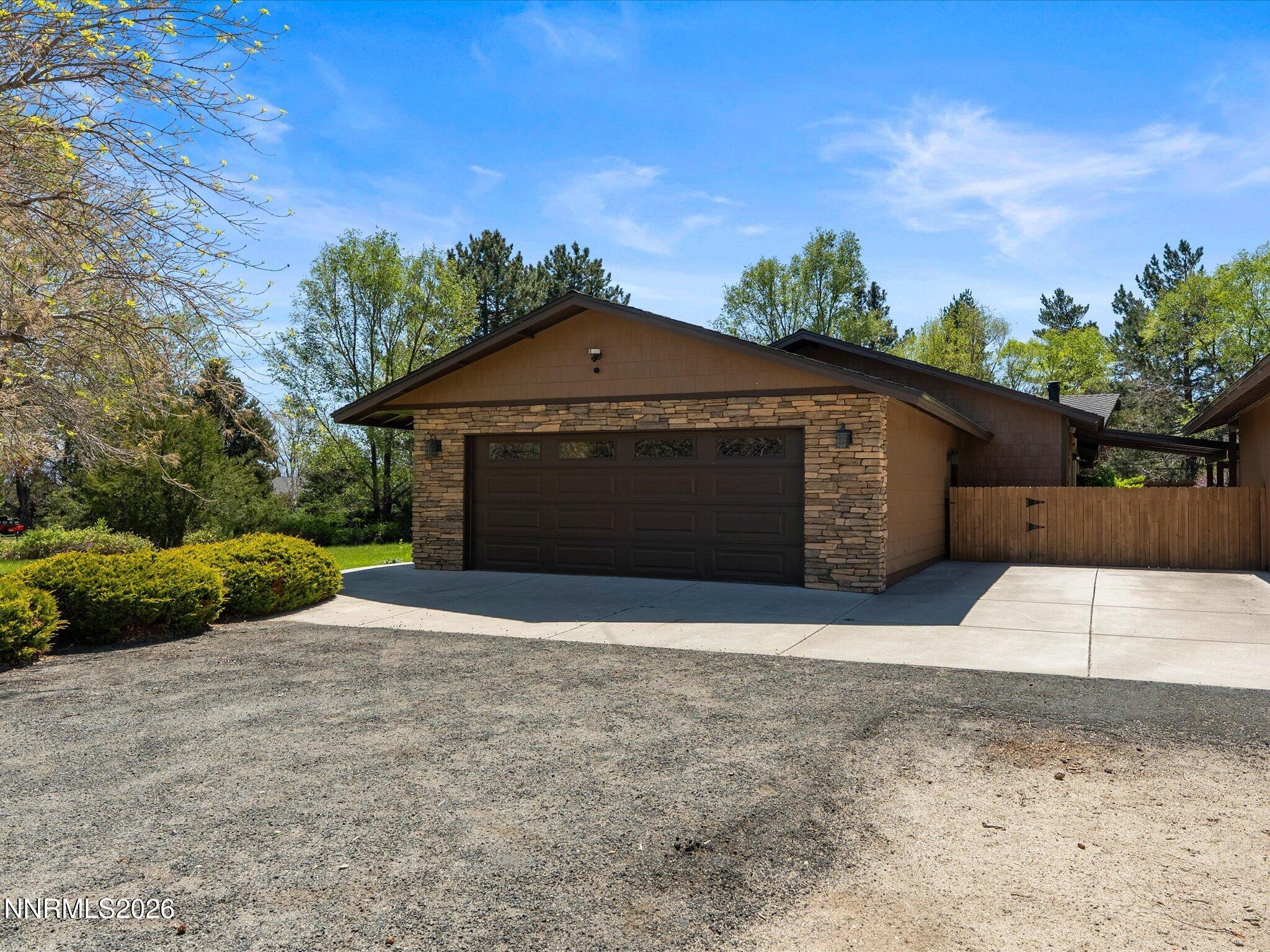 232 NE Beverly Way