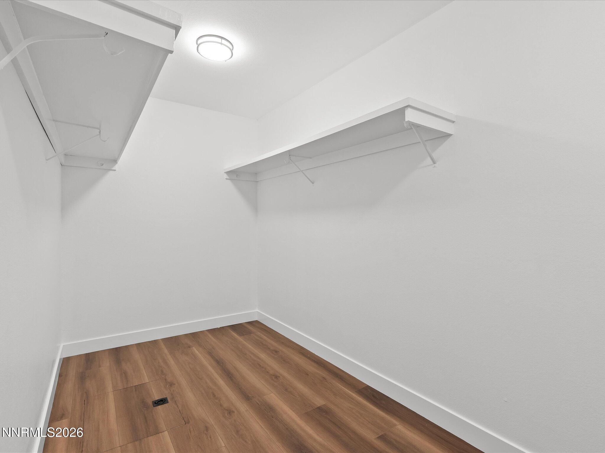 232 NE Beverly Way