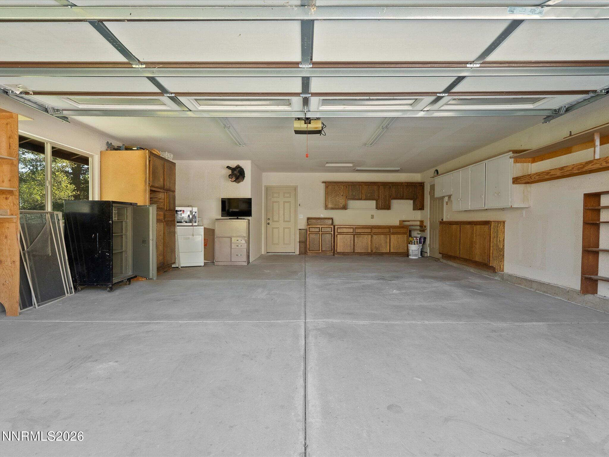 232 NE Beverly Way