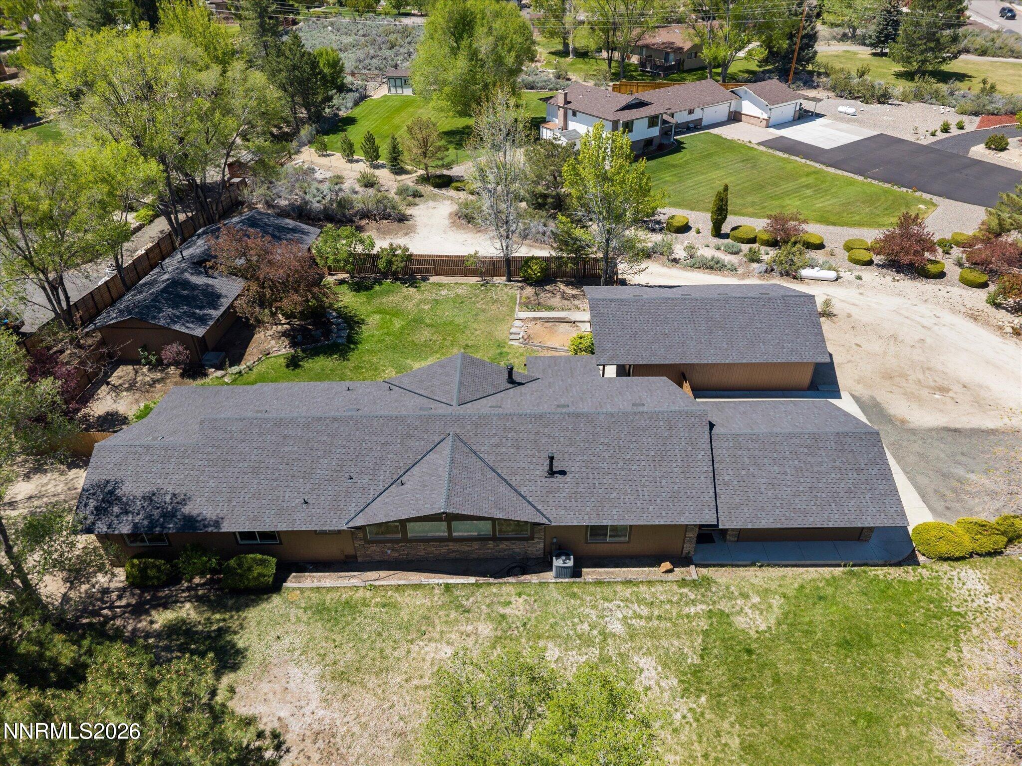 232 NE Beverly Way