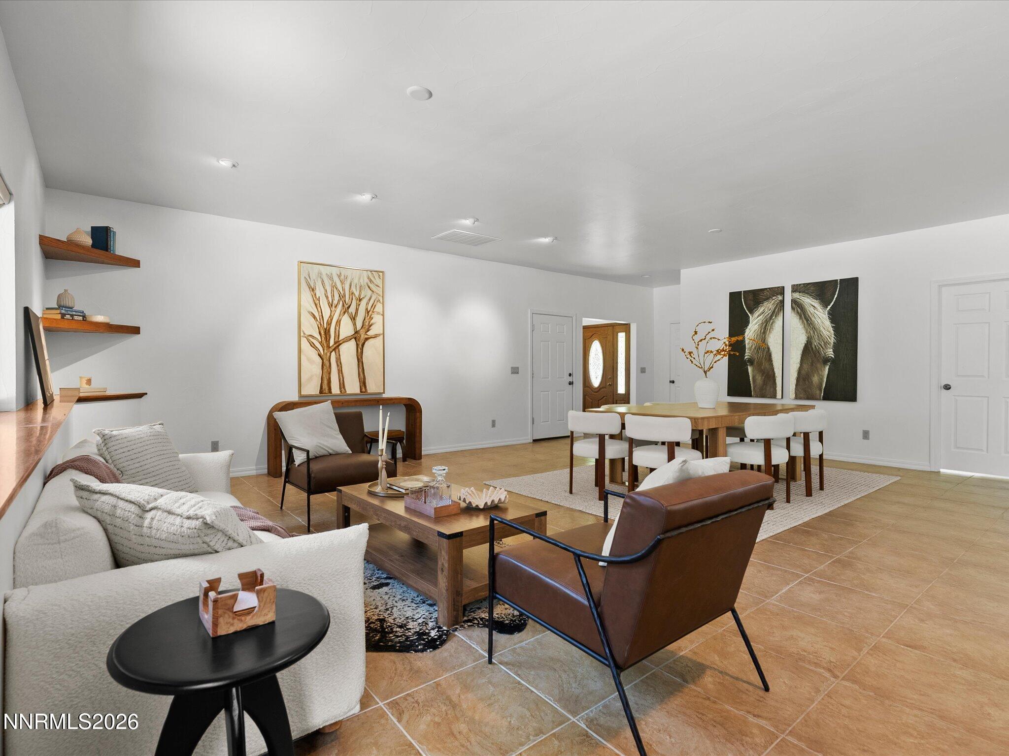 232 NE Beverly Way
