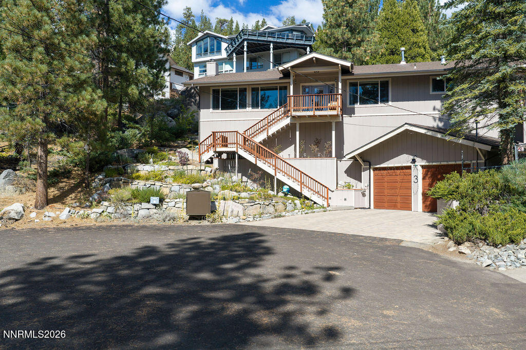 3 Hopi Court