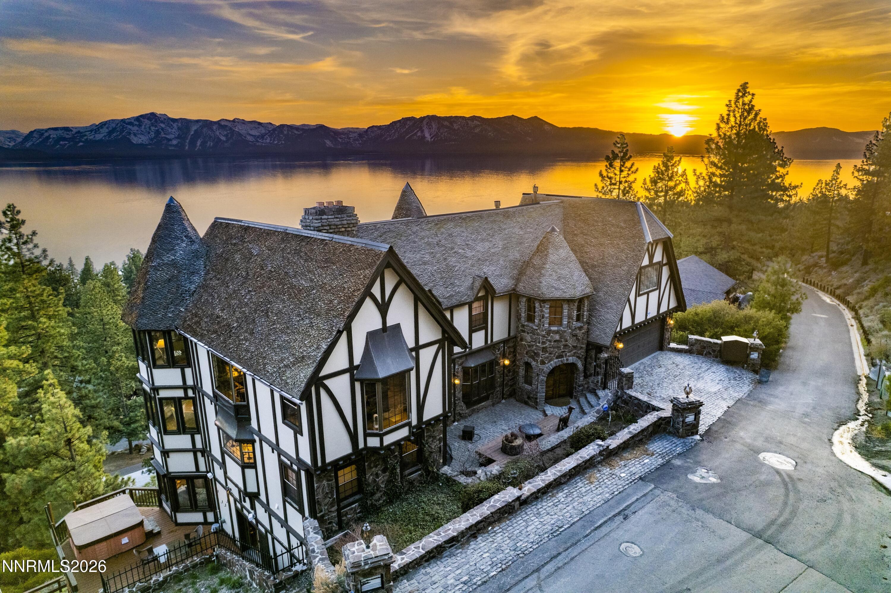 225 S Martin Drive Drive