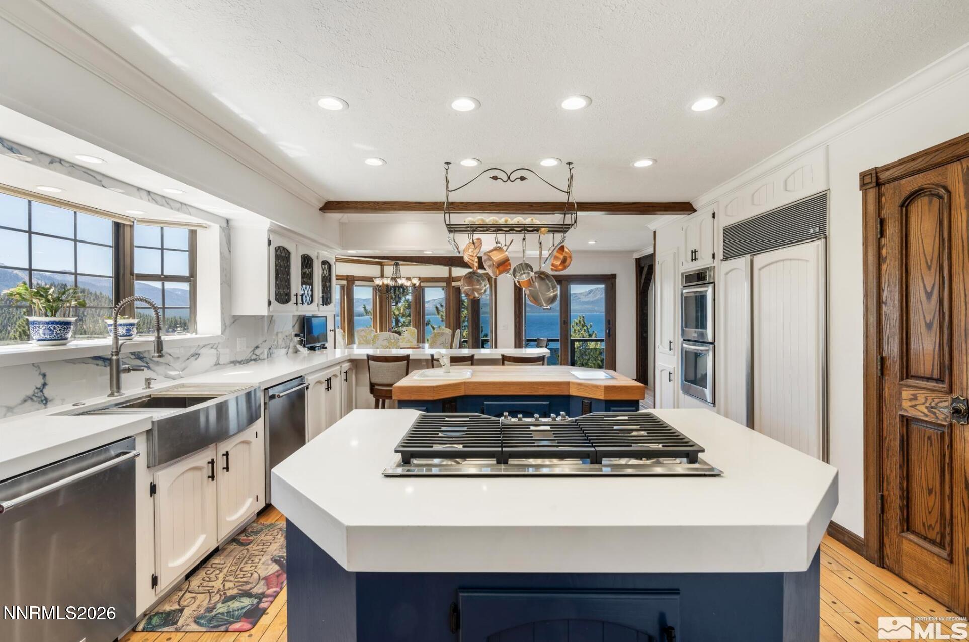 225 S Martin Drive Drive
