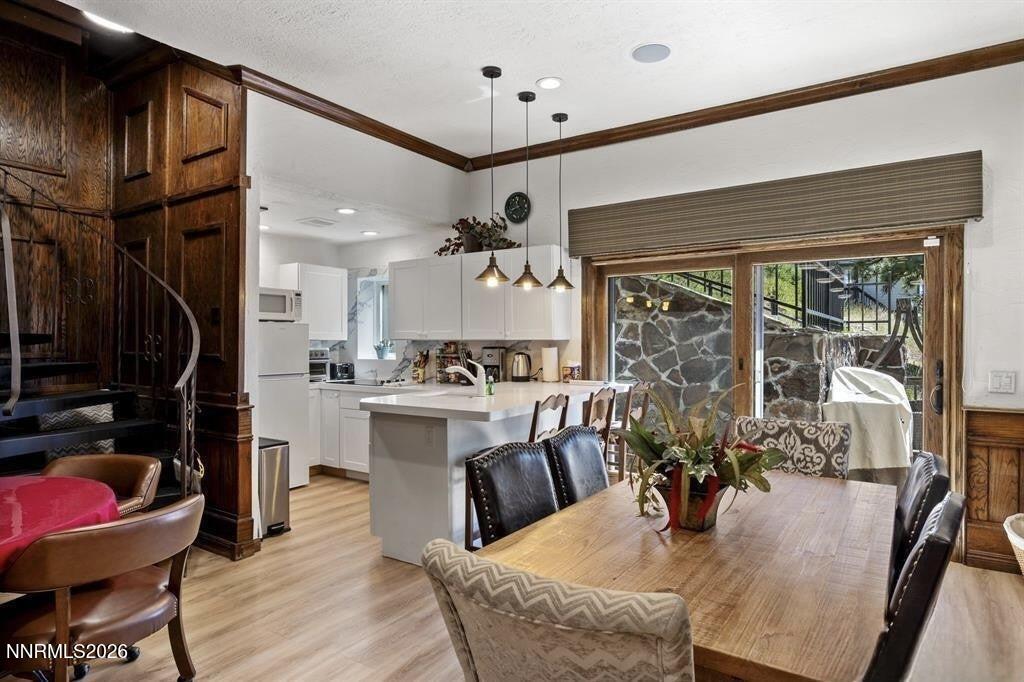 225 S Martin Drive Drive