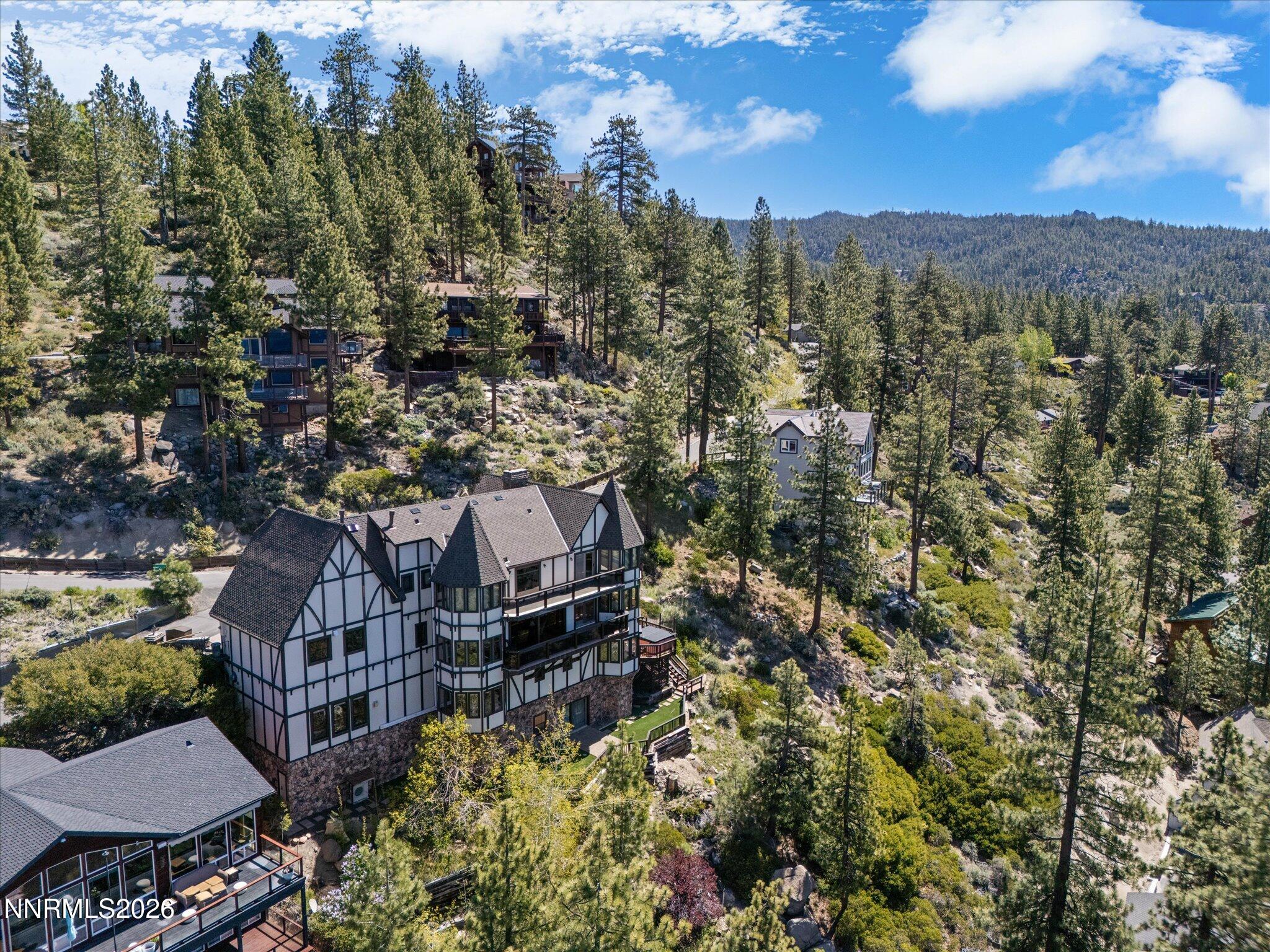 225 S Martin Drive Drive