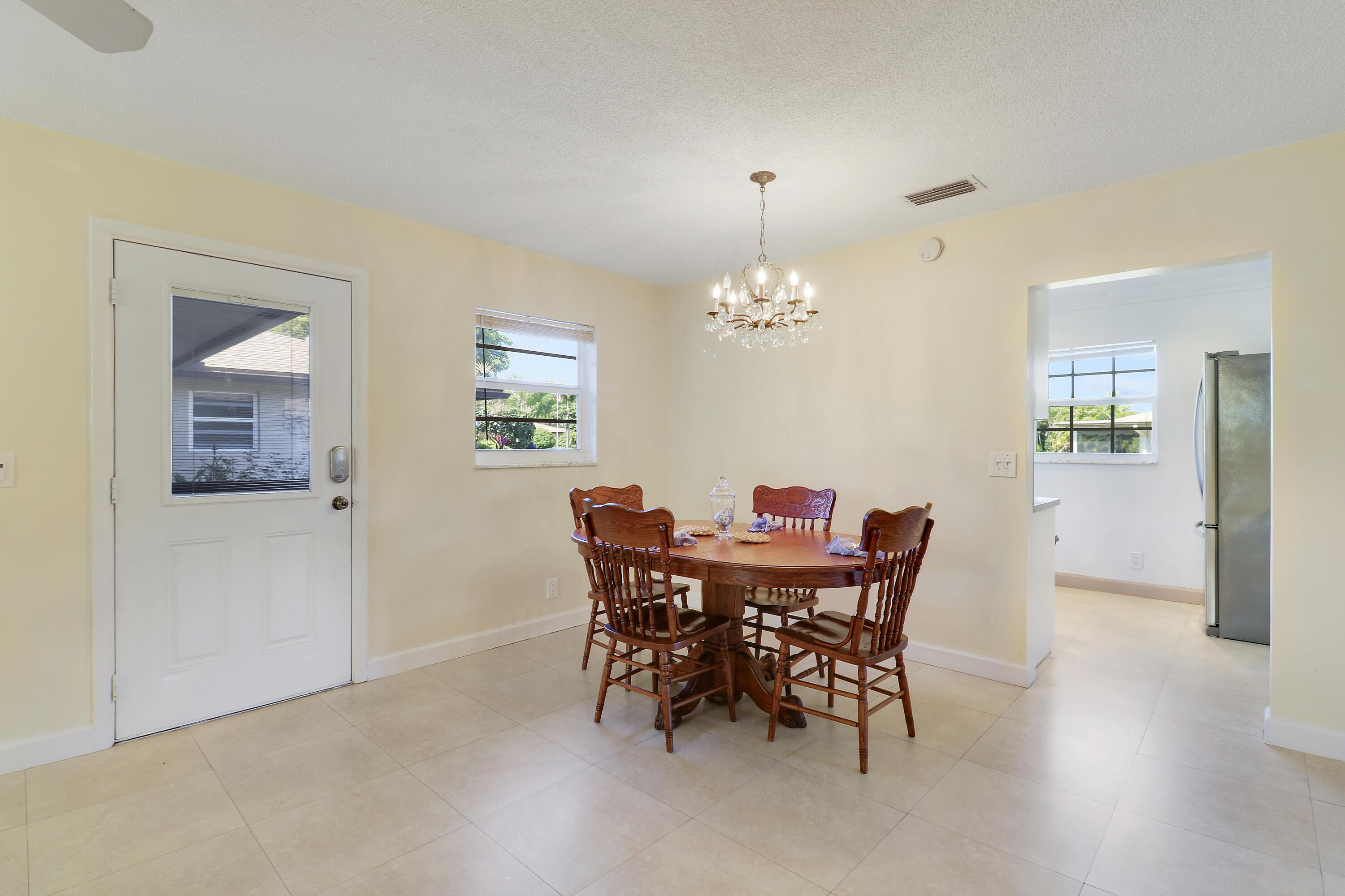 129 Mockingbird Lane