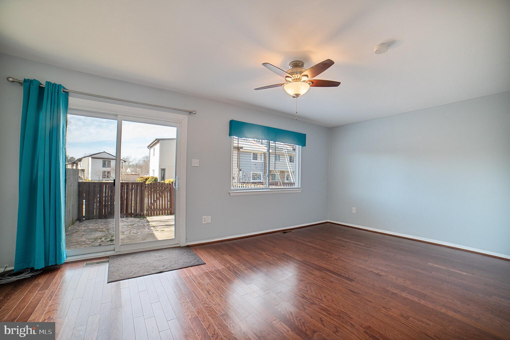 1908 Cambridge Dr