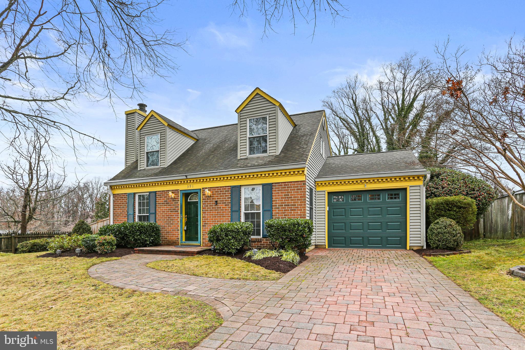 391 Stanford Ct