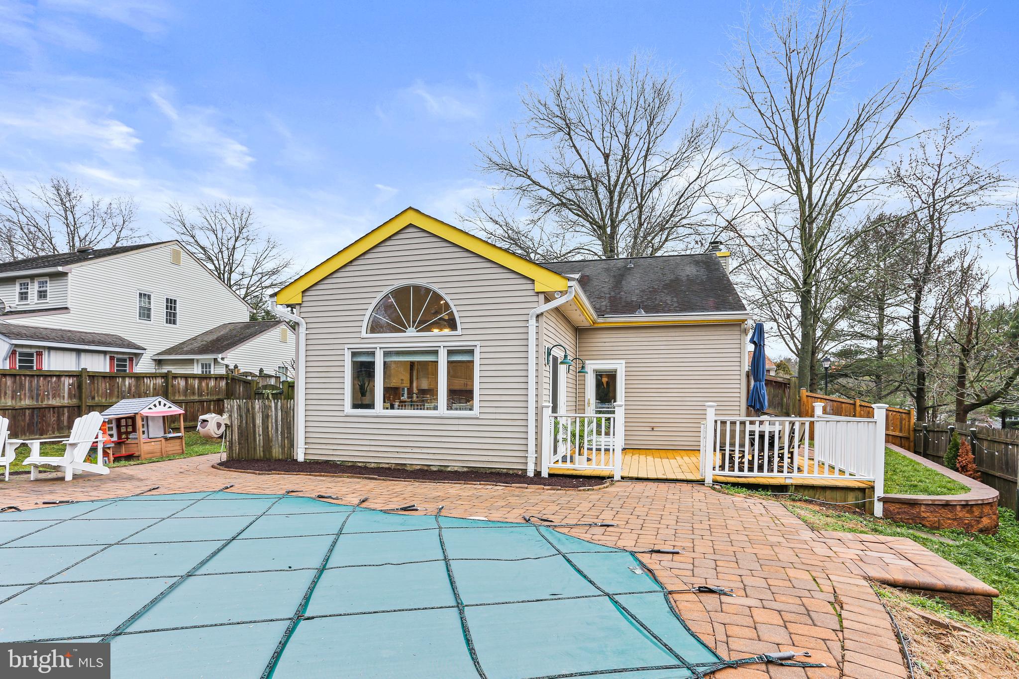 391 Stanford Ct