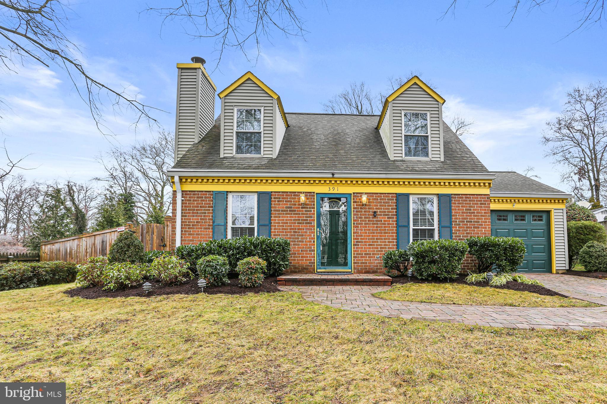 391 Stanford Ct