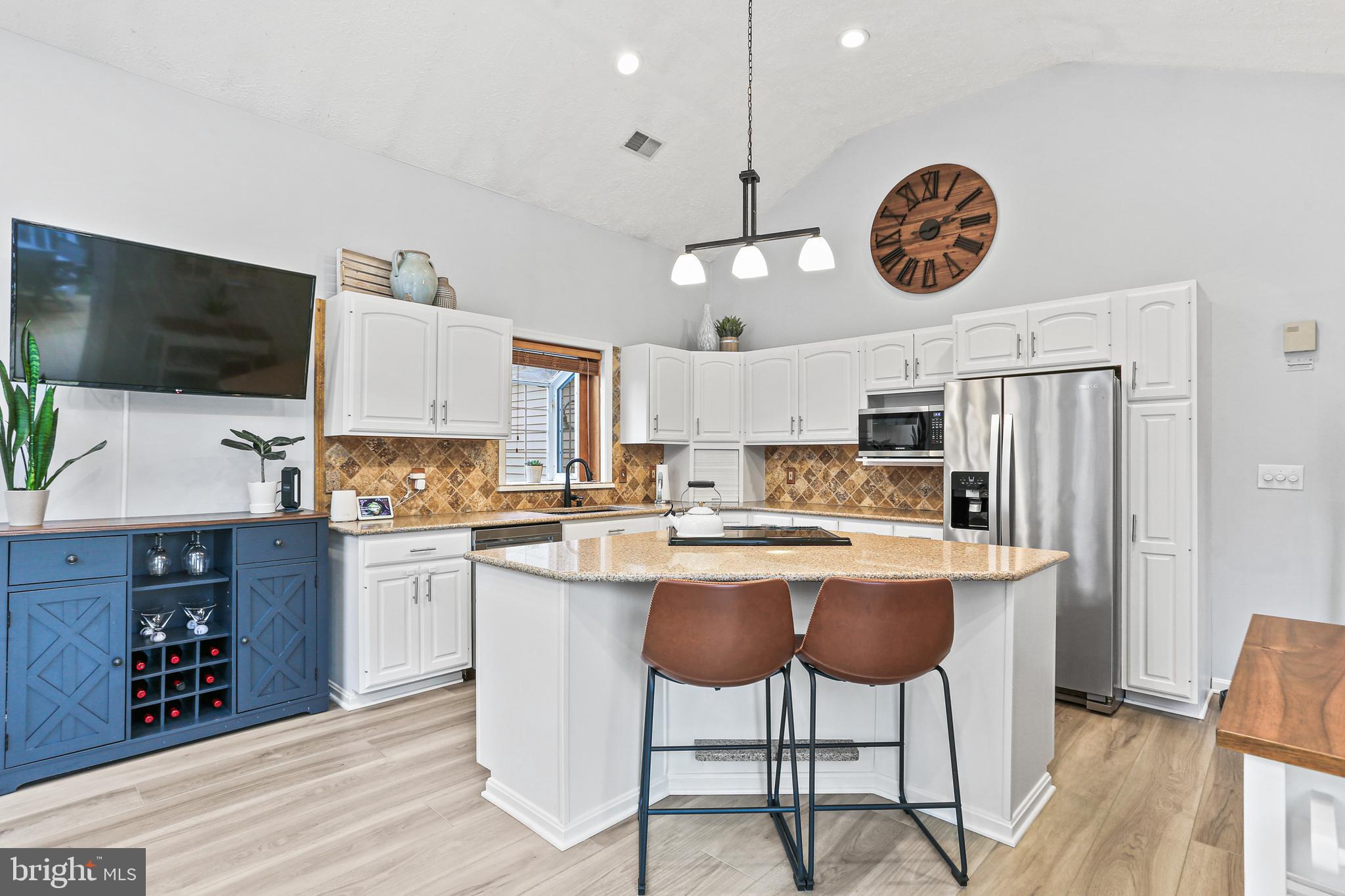 391 Stanford Ct