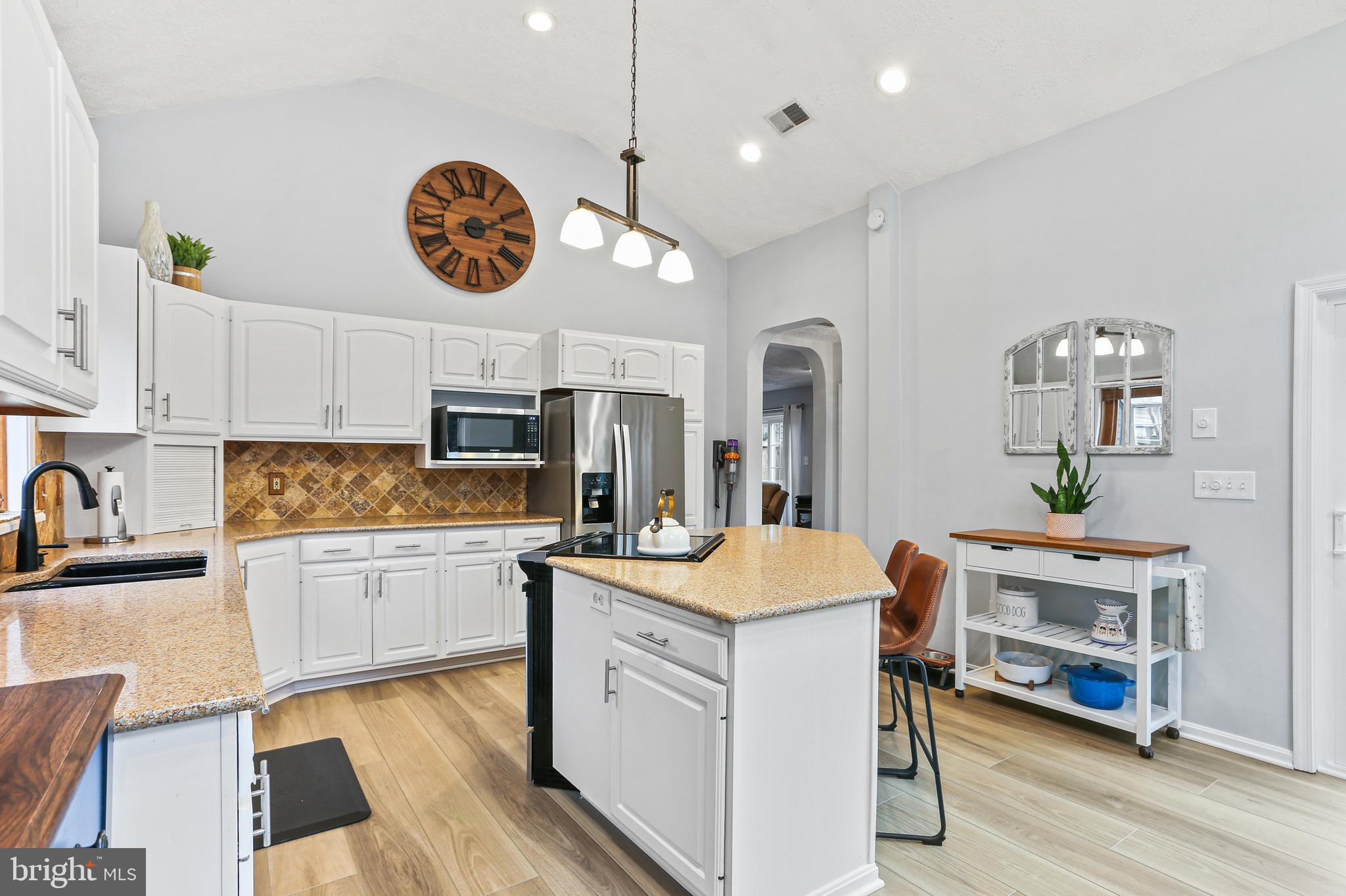 391 Stanford Ct