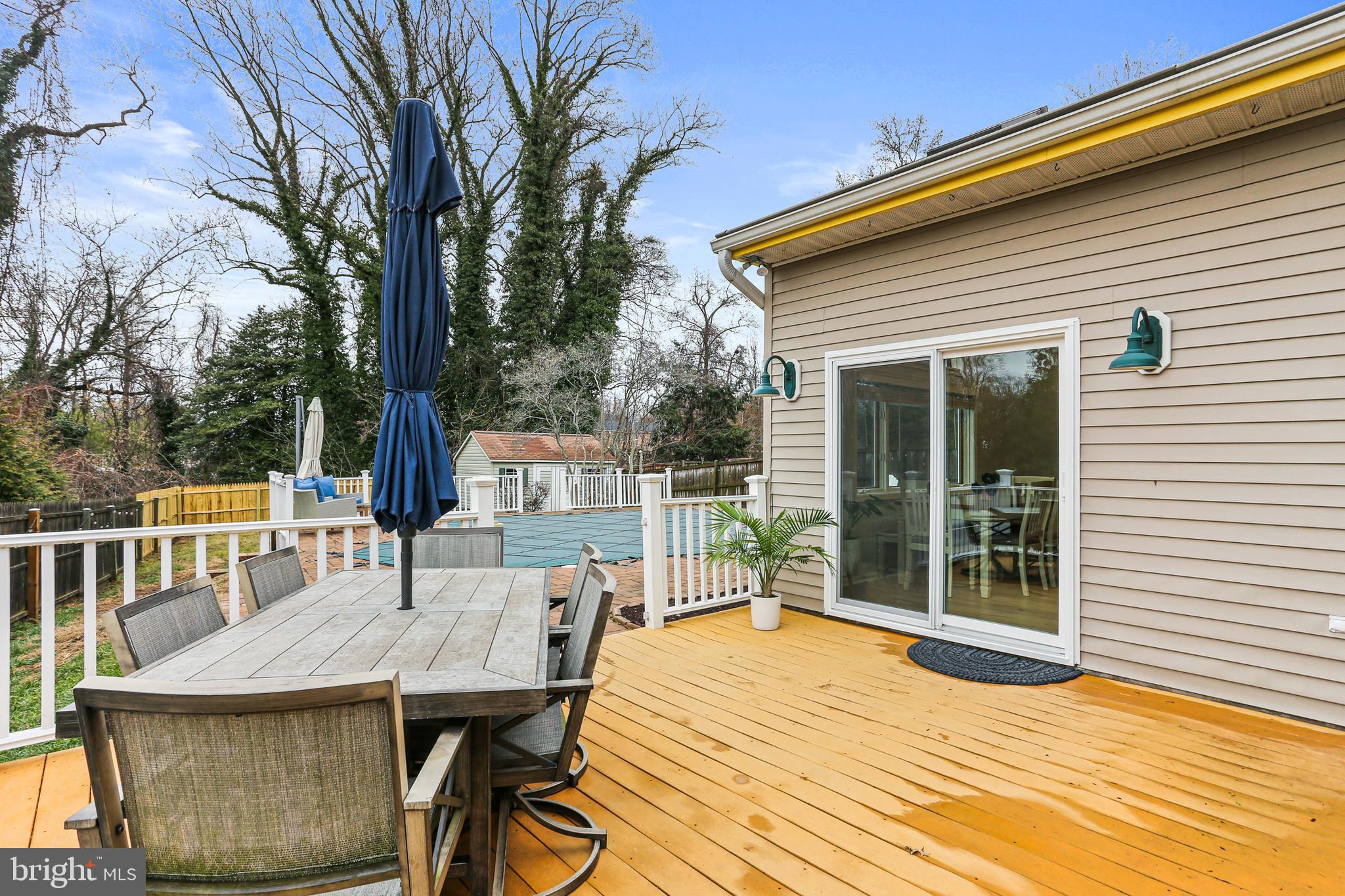 391 Stanford Ct