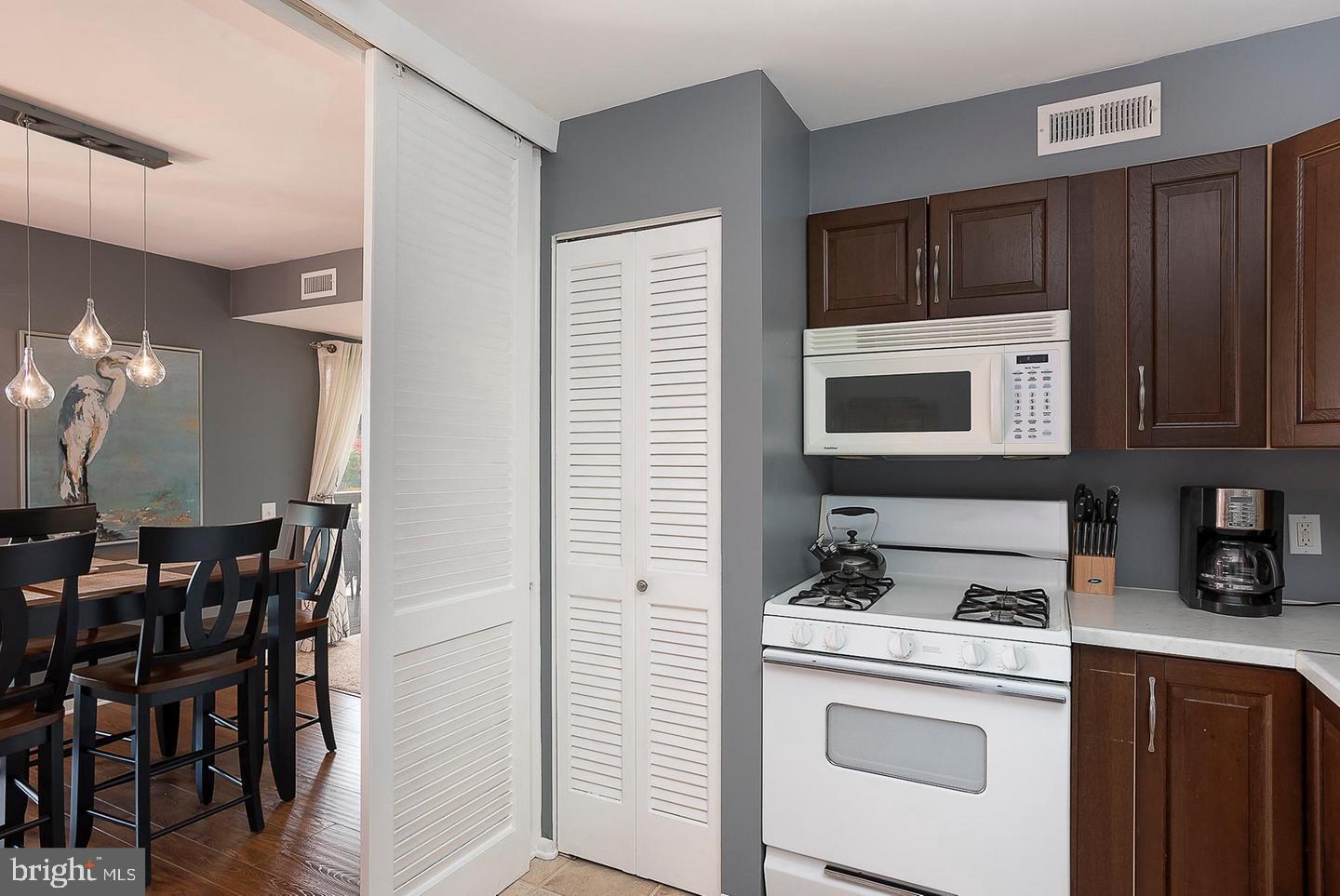 789-C FAIRVIEW AVE #789 C