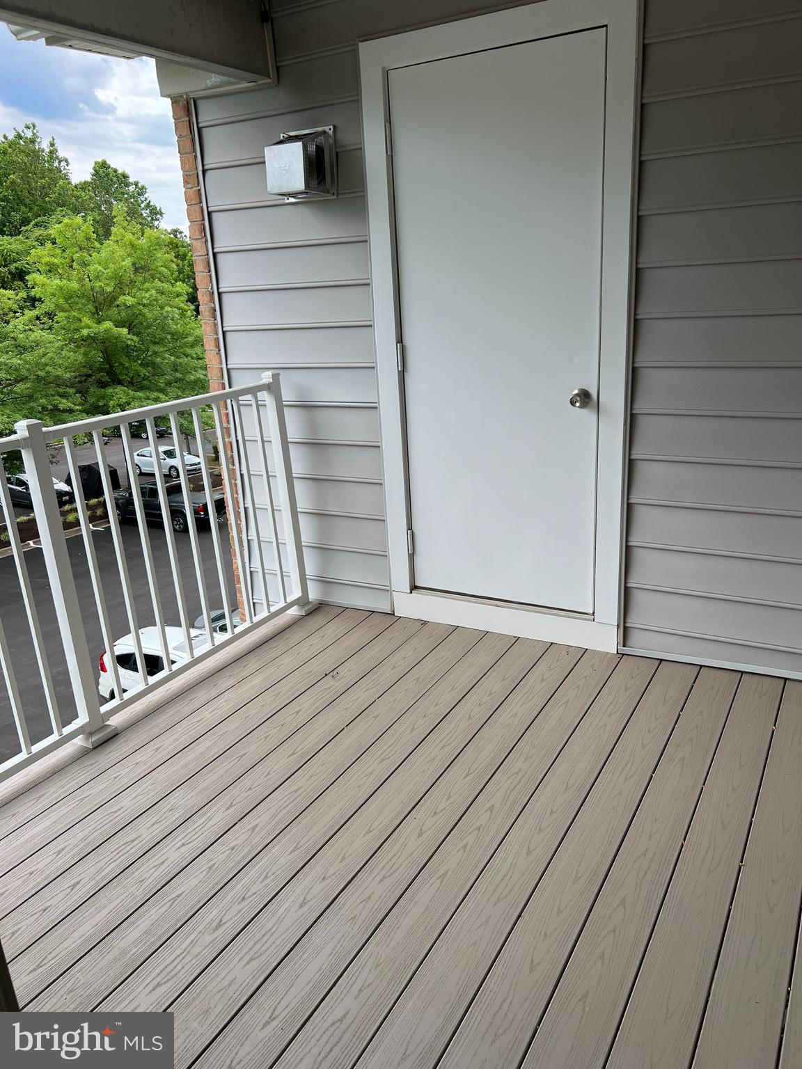 2024 Gov Thomas Bladen Way #303