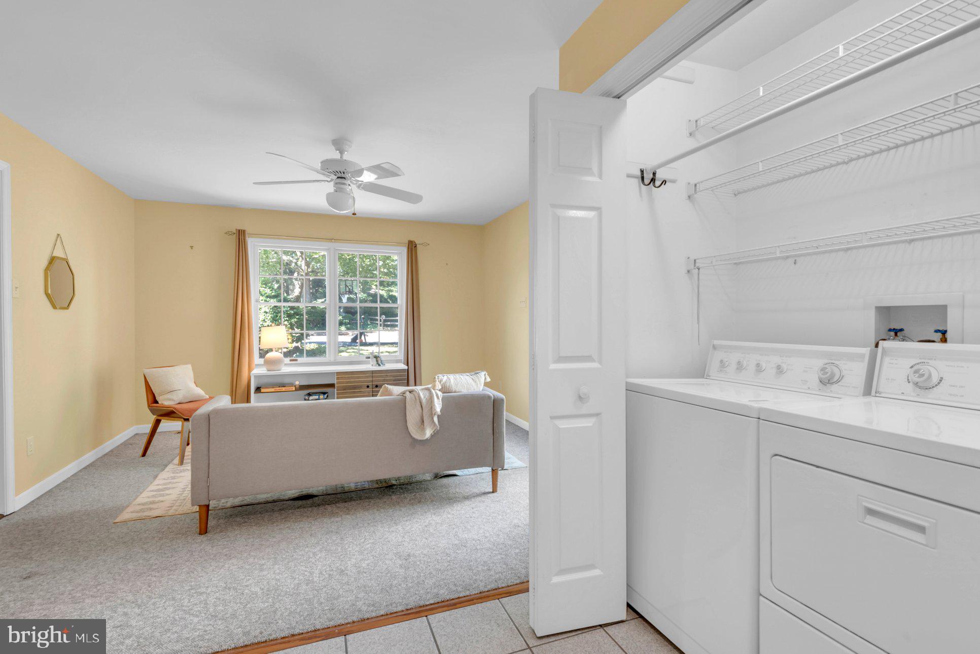 2 Lynhaven Ct