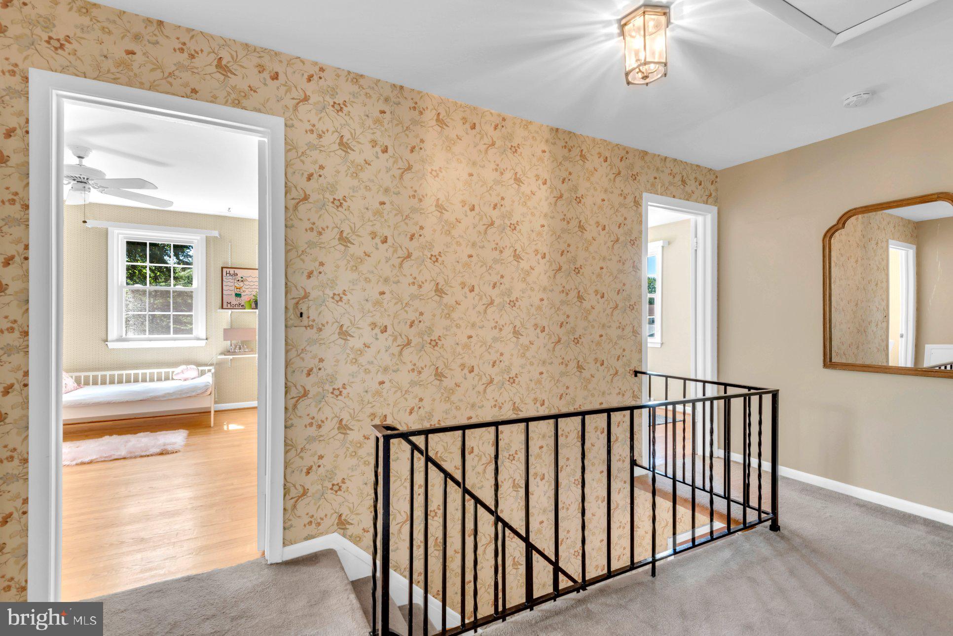 2 Lynhaven Ct