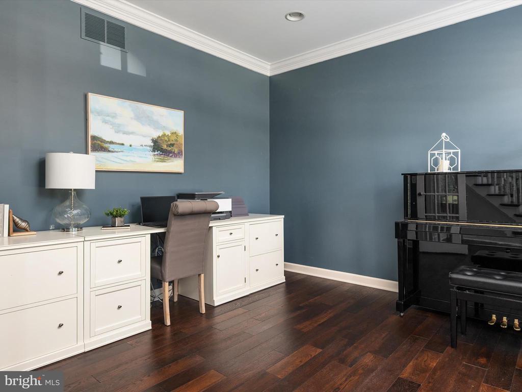 1 Fordham Ct