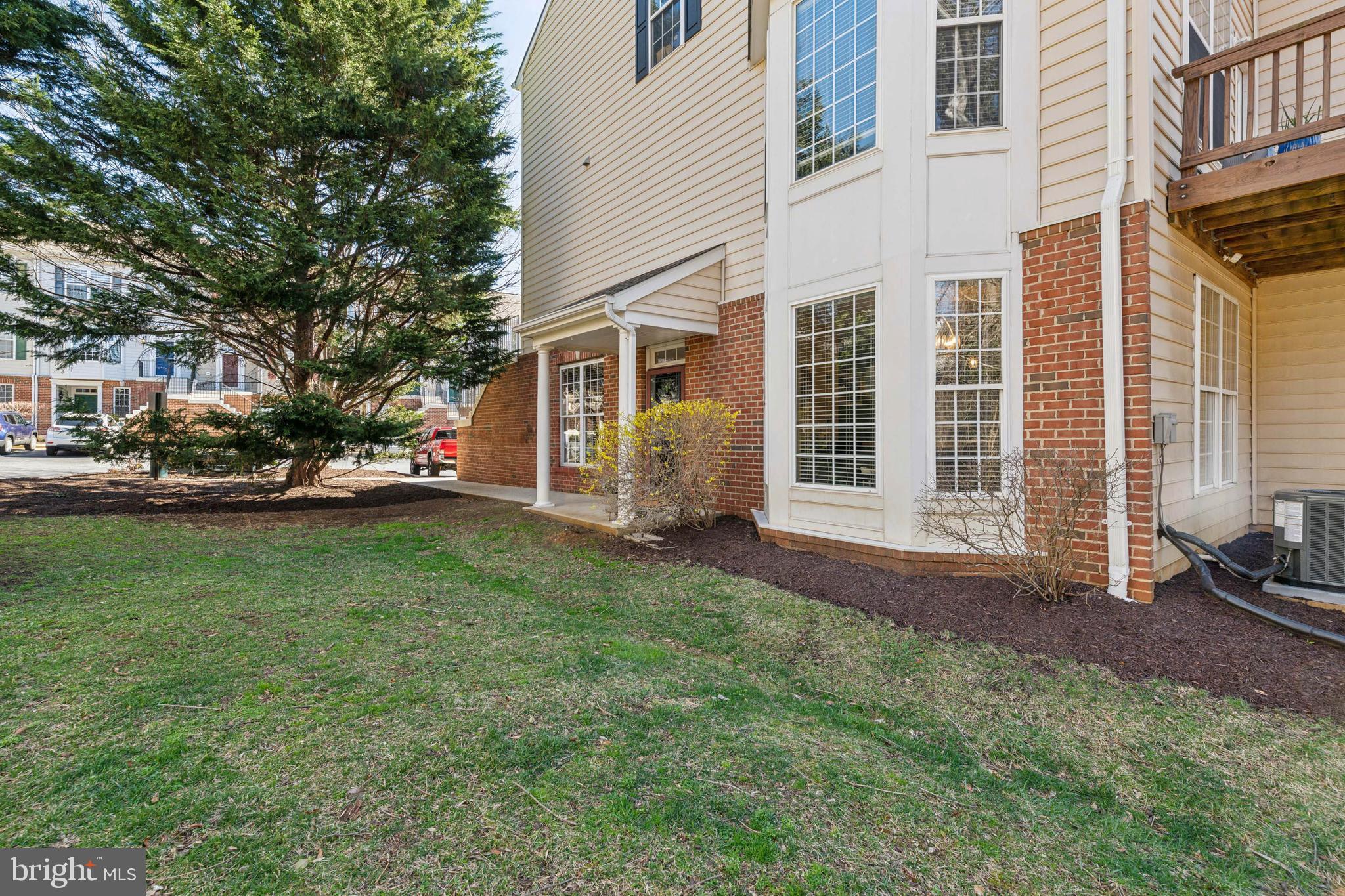 34 Harbour Heights Dr